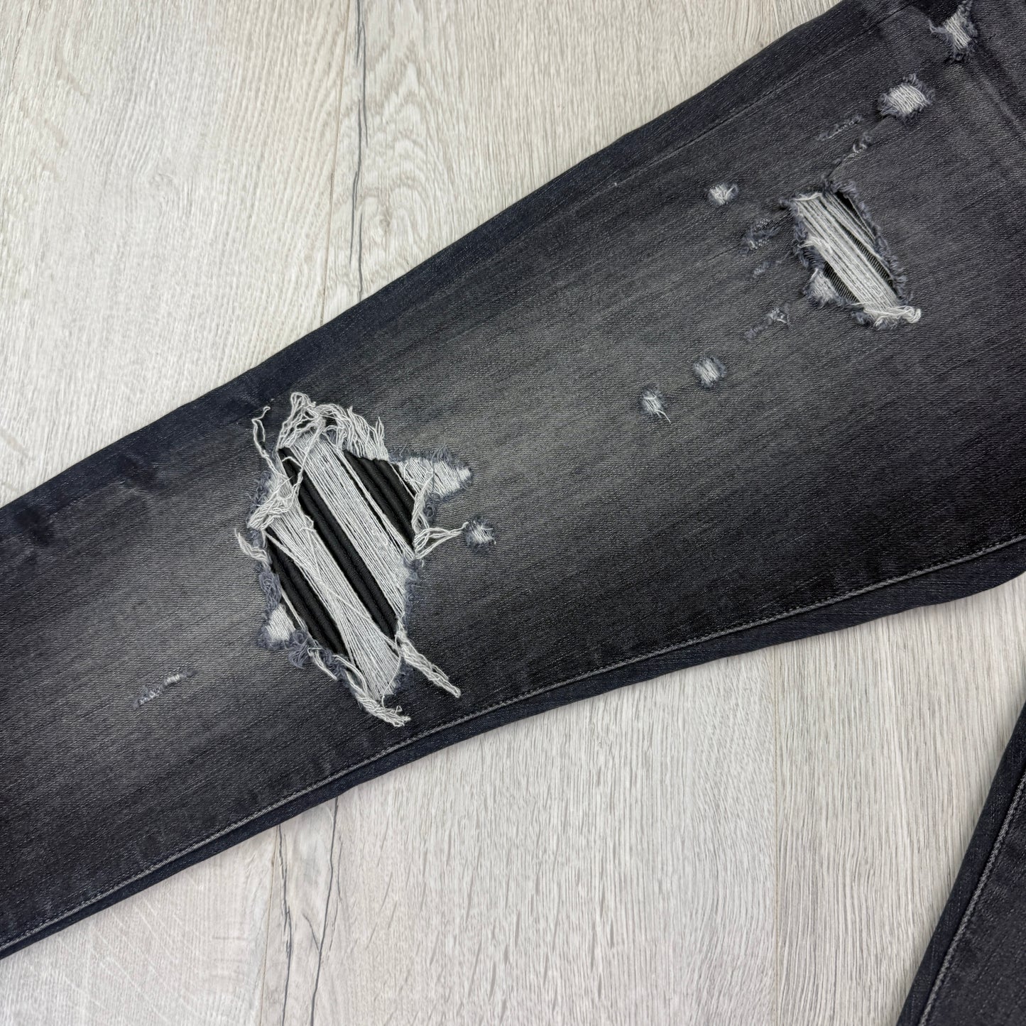 Amiri MX1 Grey Distressed Jeans - Uk 32