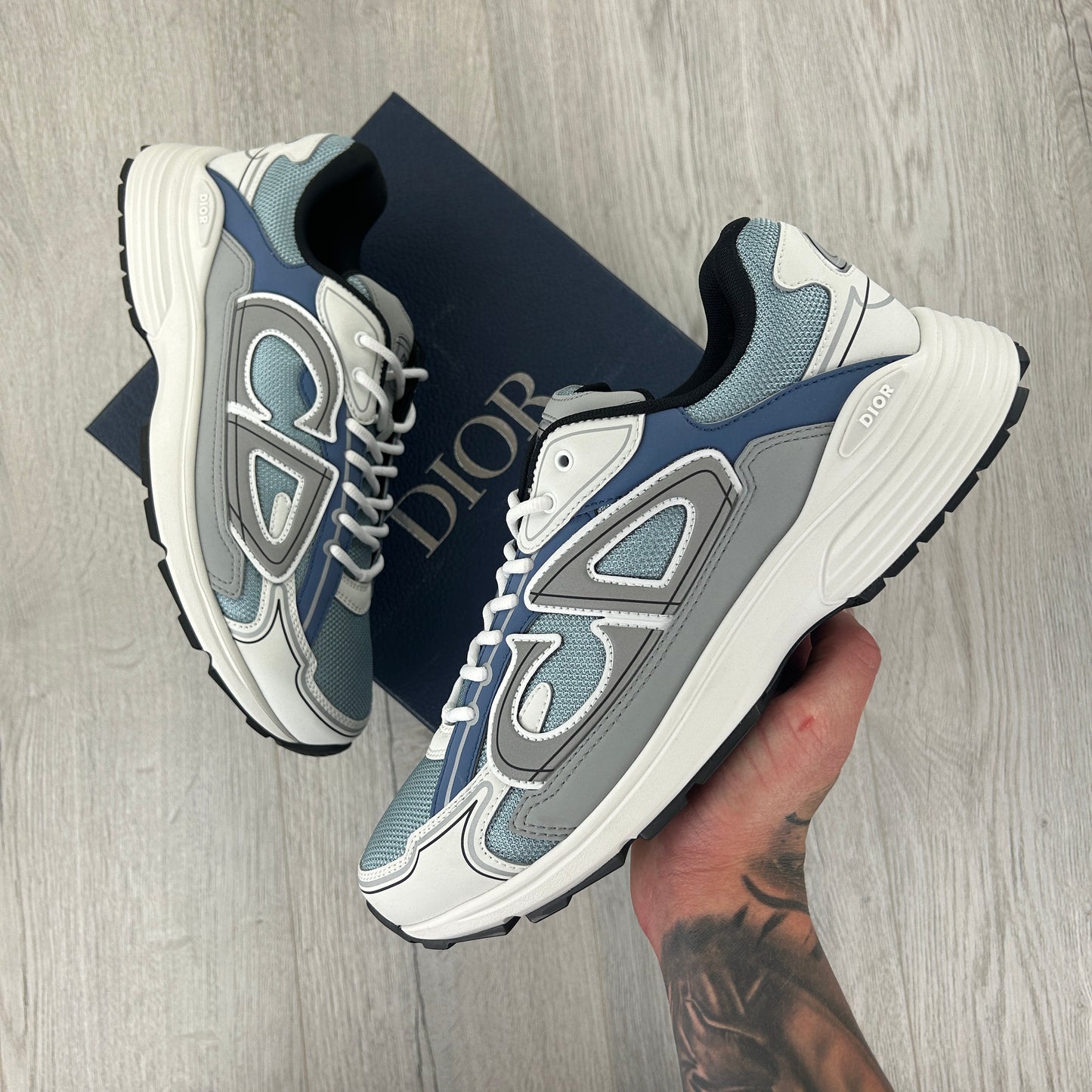 Dior B30 Men’s Baby Blue & White Trainers - 44 (Fit Uk 10)