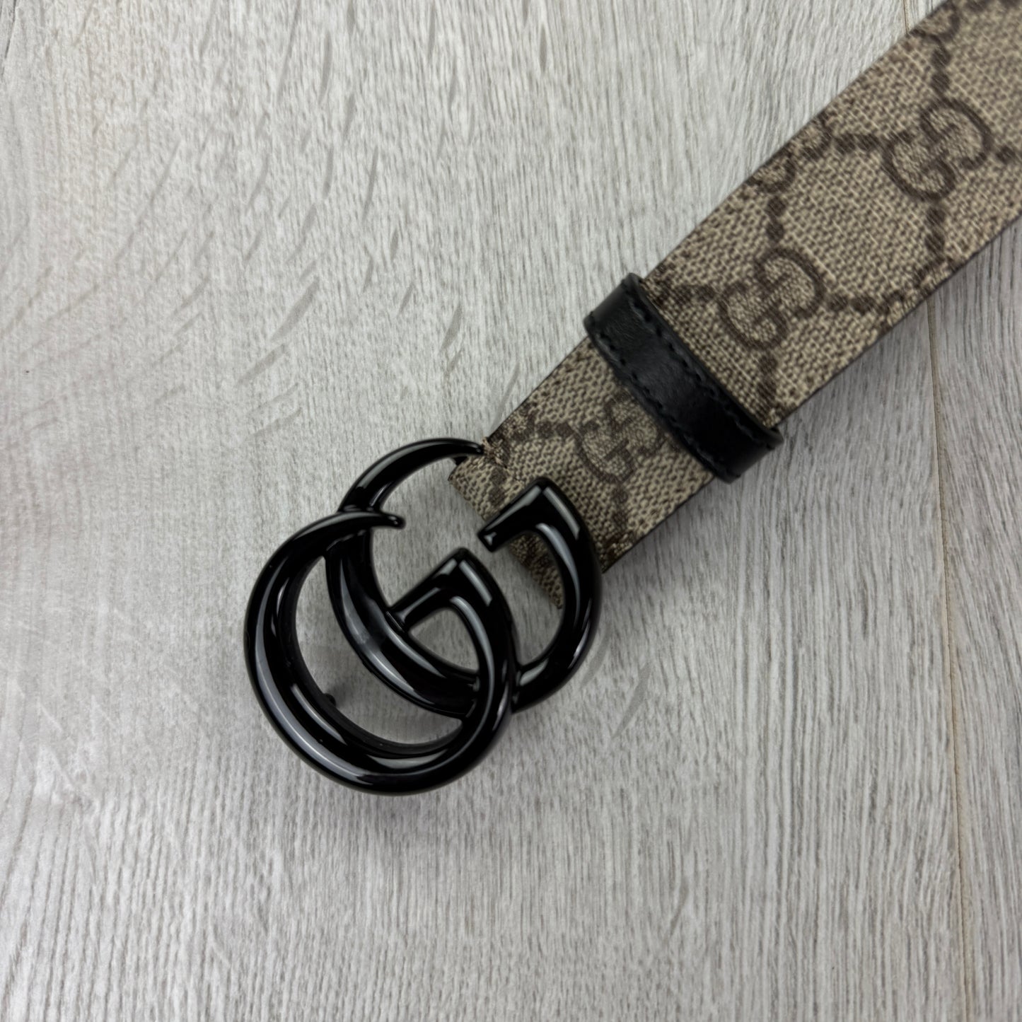 Gucci Men’s Beige Thin Belt Black GG Buckle