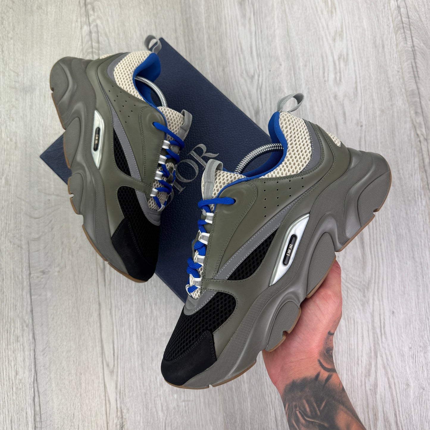 Dior B22 Men’s Khaki Green & Blue Trainers - 45 (Uk 10/10.5)