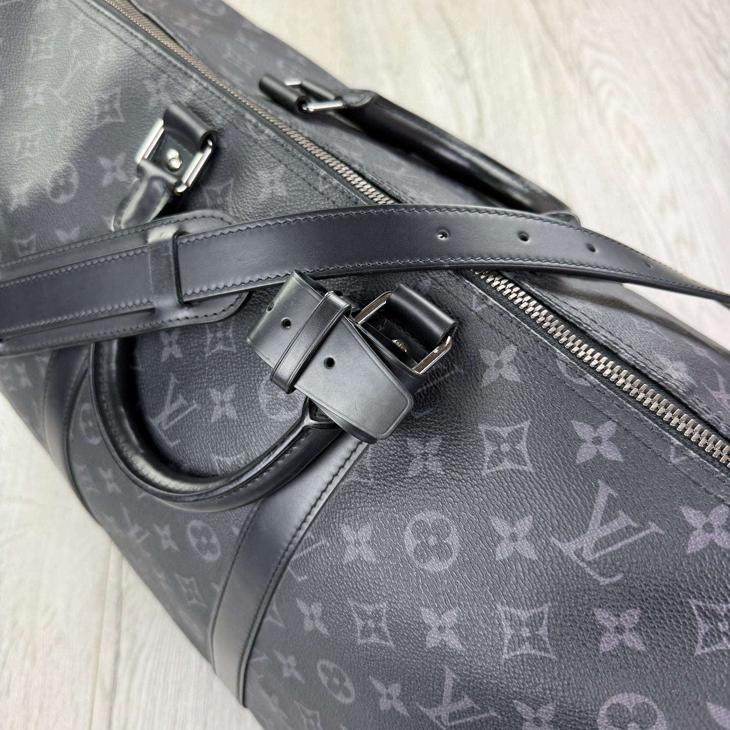 Louis Vuitton Men’s Black Monogram Keepal Bag - 55
