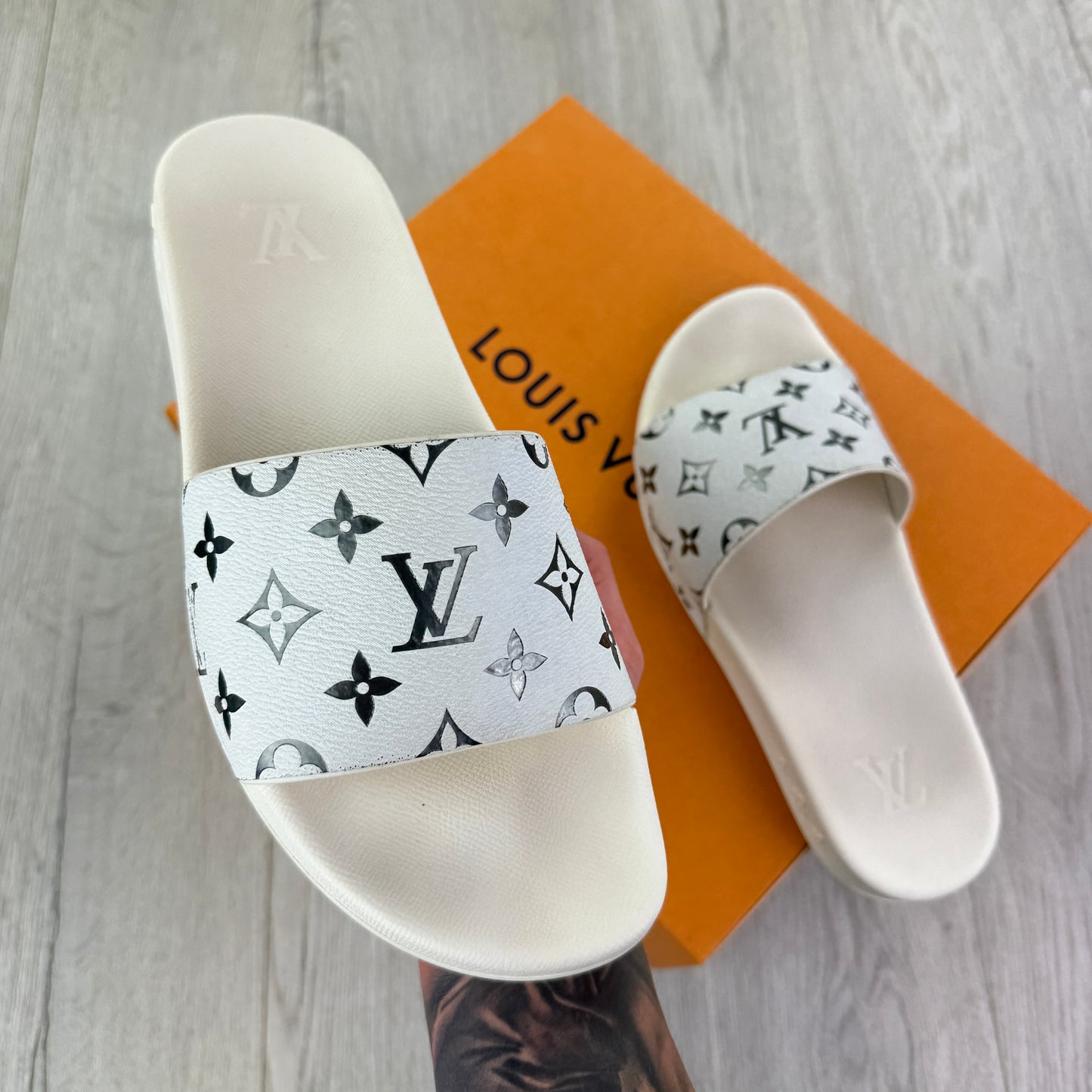 Louis Vuitton Men’s White & Silver Monogram Sliders - Uk 9