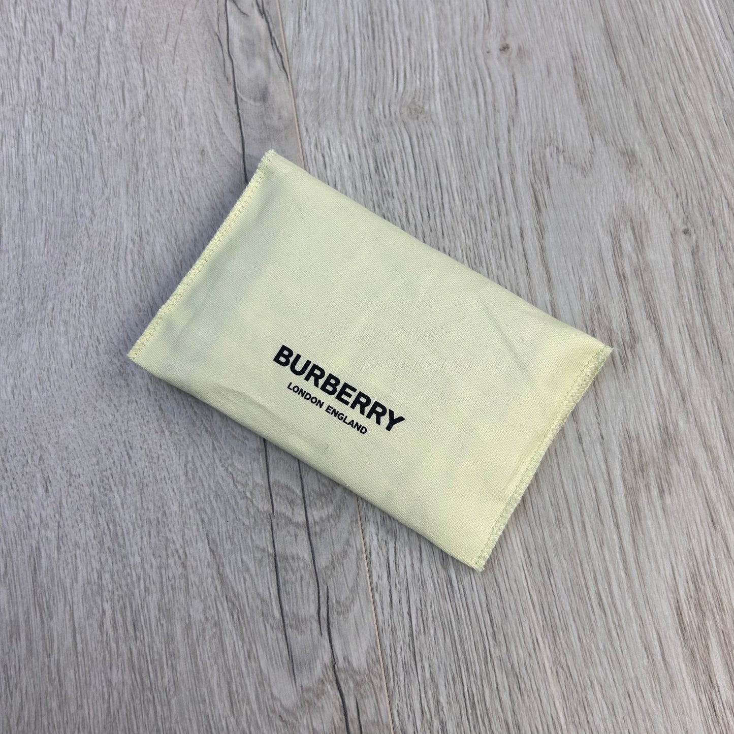 Burberry Vintage Check and Leather Card Case