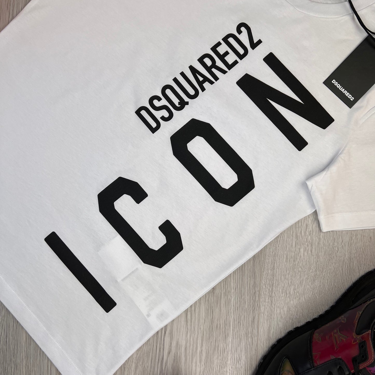 Dsquared2 Men’s White ‘ICON’ Logo Short-sleeve T-shirt