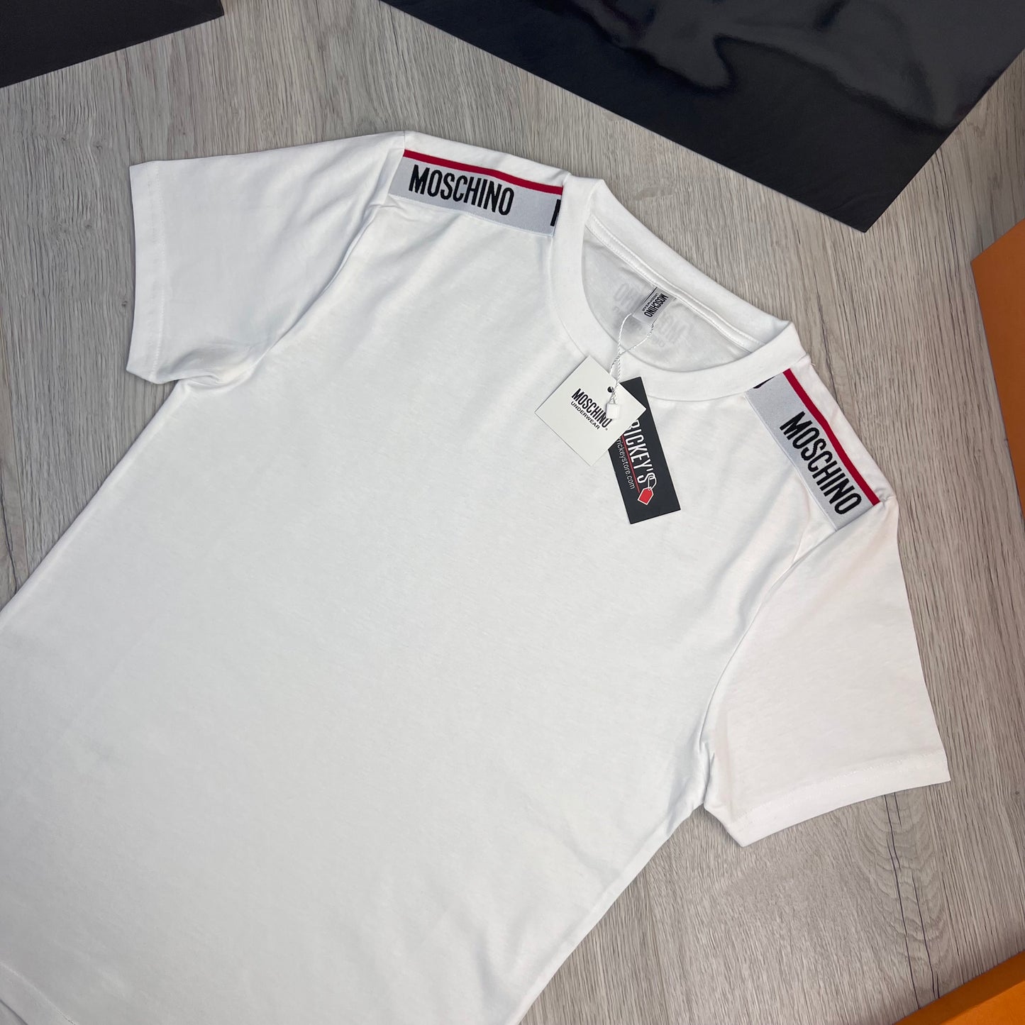Moschino Men’s White short sleeve T-shirt
