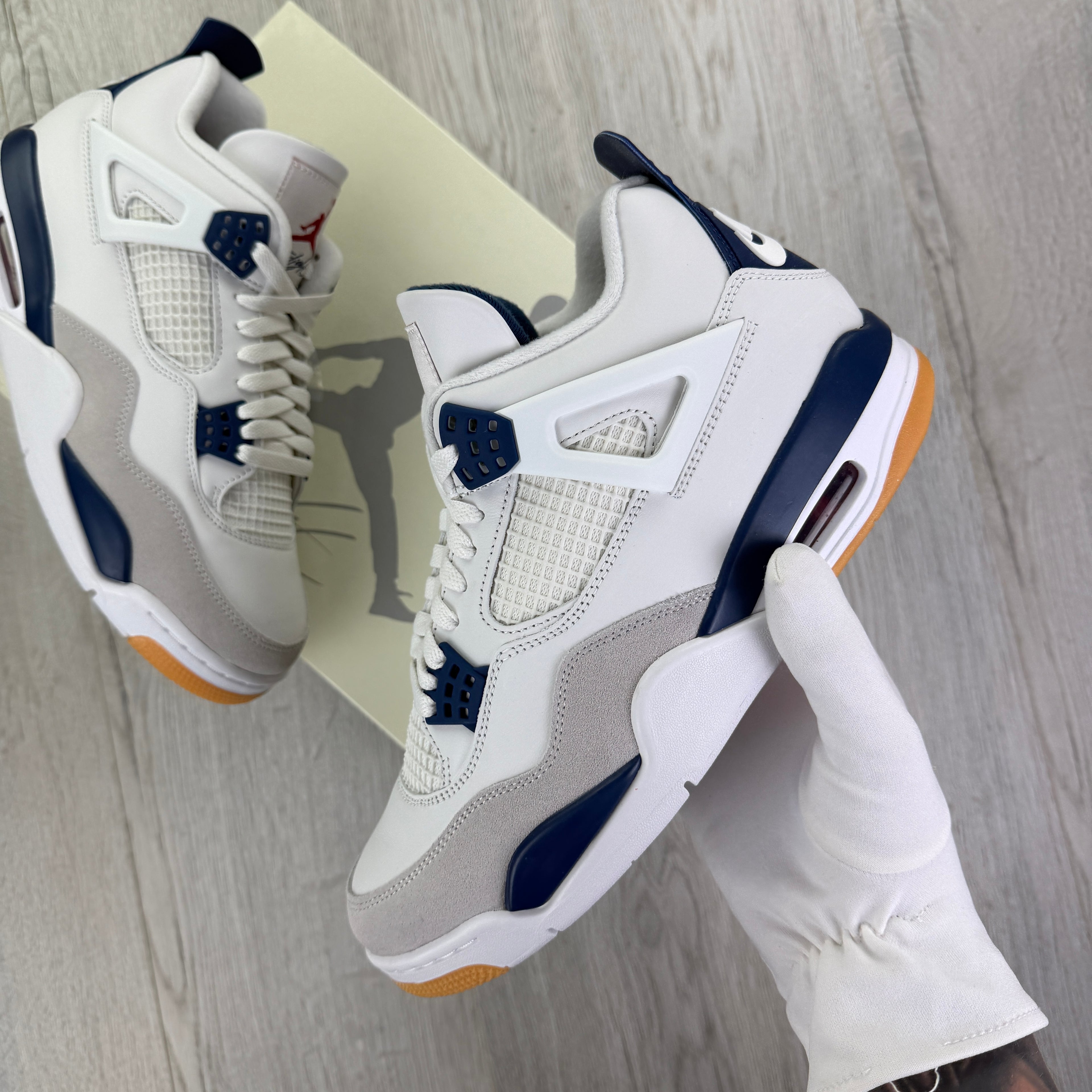 Jordan 4 Retro Men’s Retro SB Navy Blends Trainers