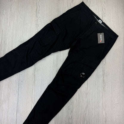 Cp Company Men’s Black Cargo Trousers Ergonomic Fit - 48 (Uk 32/33)