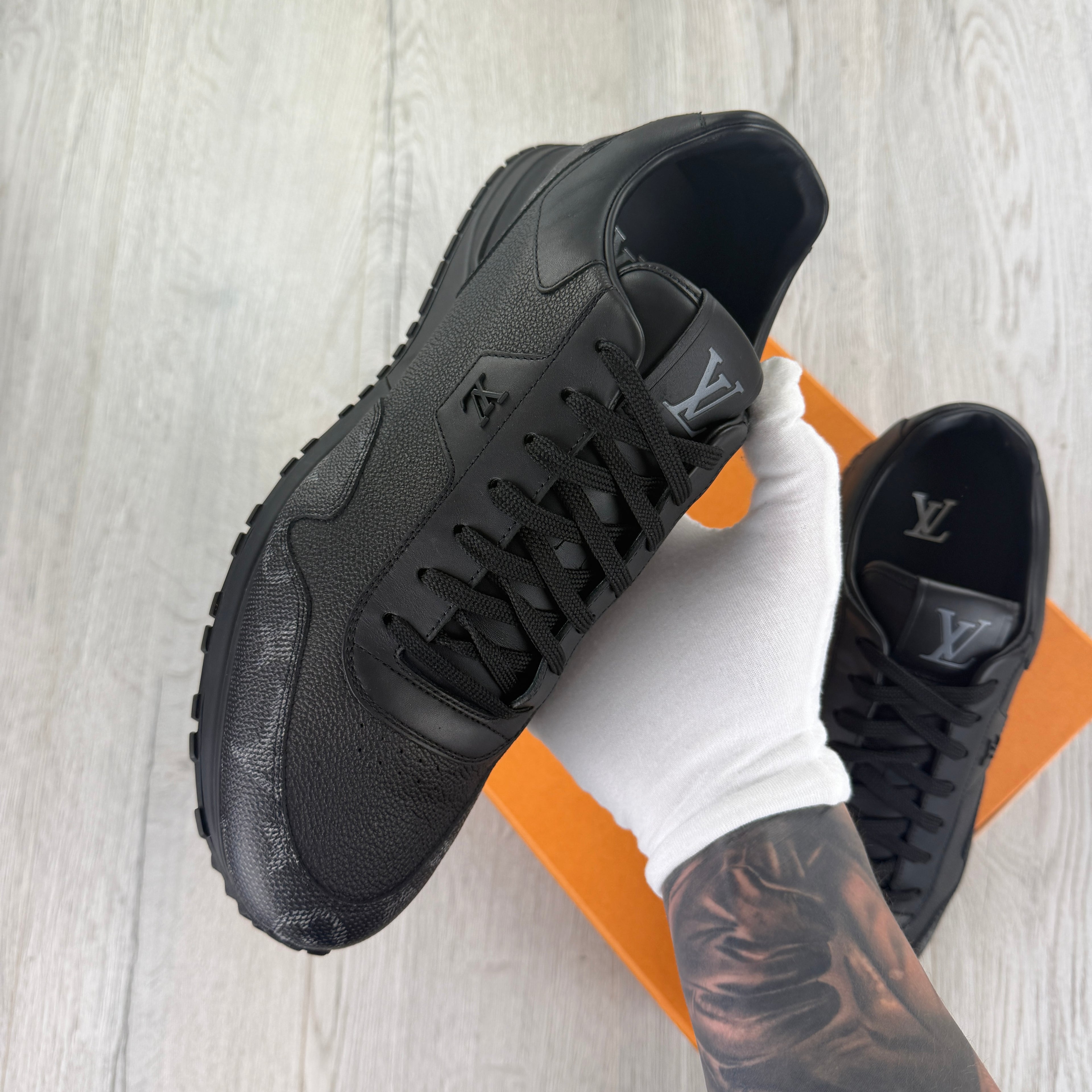 Louis Vuitton Men’s Leather Run Away Trainers - Uk 10