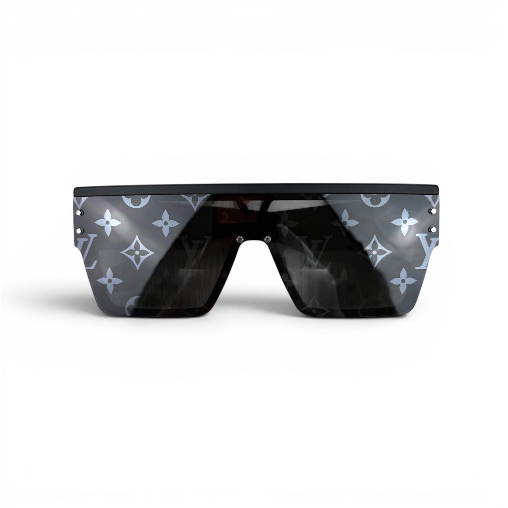 Louis Vuitton Men’s Black Waimeau Sunglasses