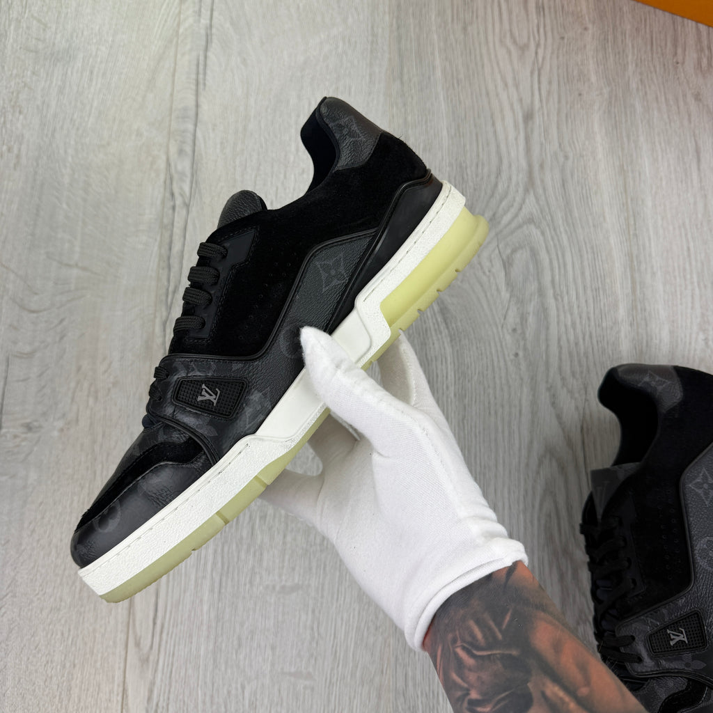 Louis Vuitton Men’s Black Low Trainers - Uk 8 (Fit 9)