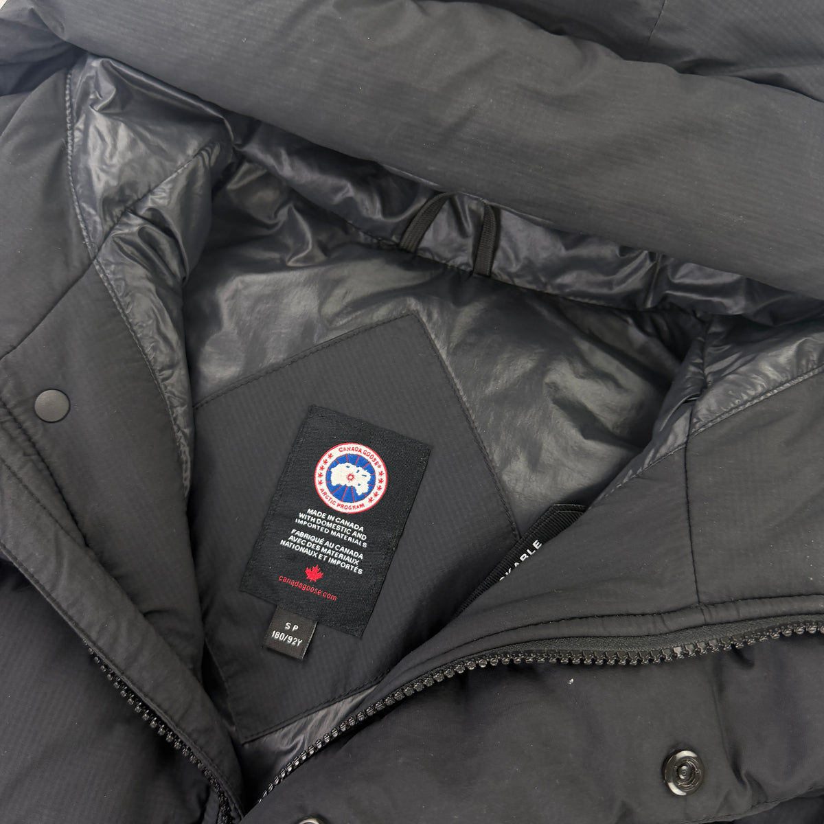 Canada Goose Men’s Armstrong Quilted Nylon-Ripstop Hooded Down Jacket - Small