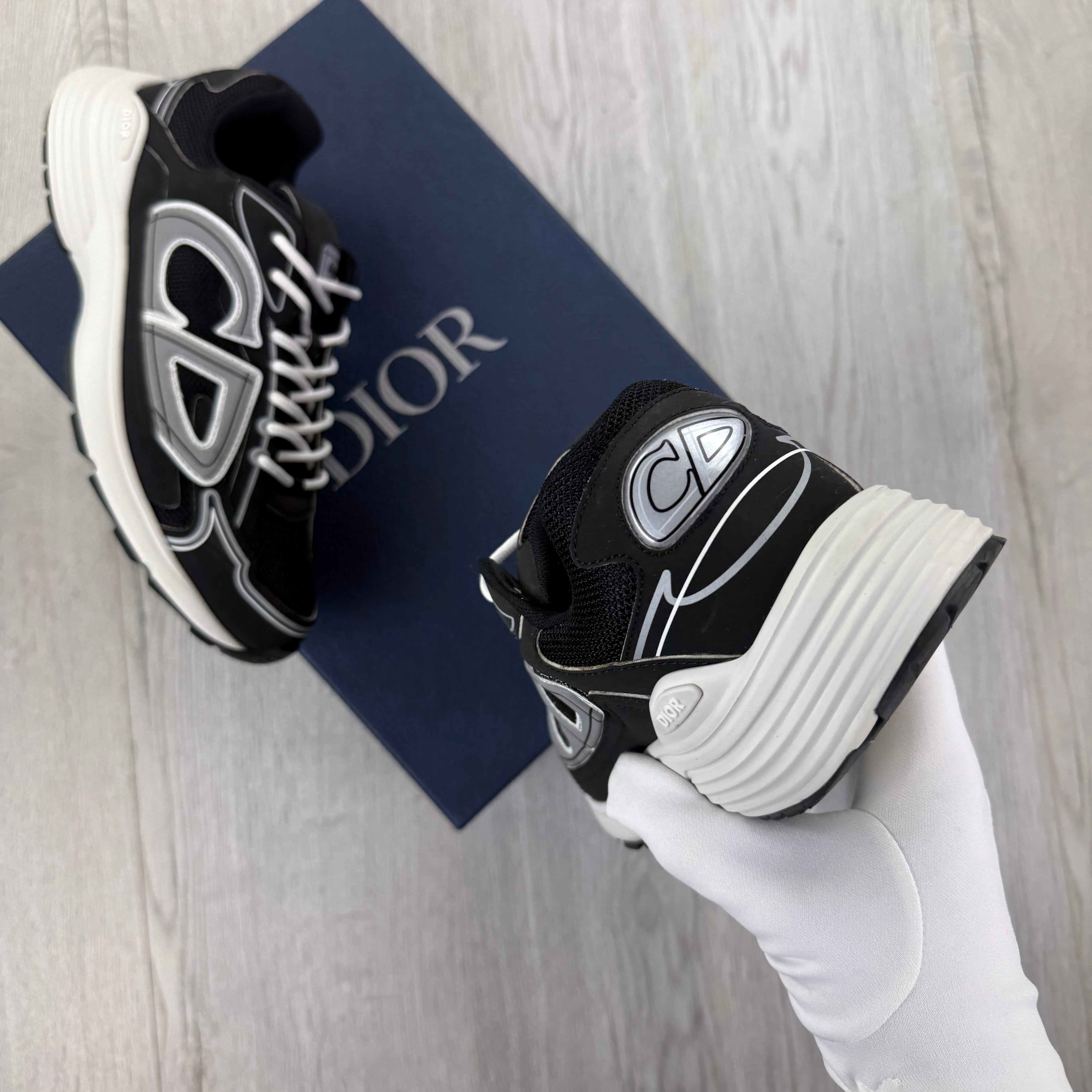 Dior B30 Men’s Black & White Trainers - 42 (Fit Uk 8)