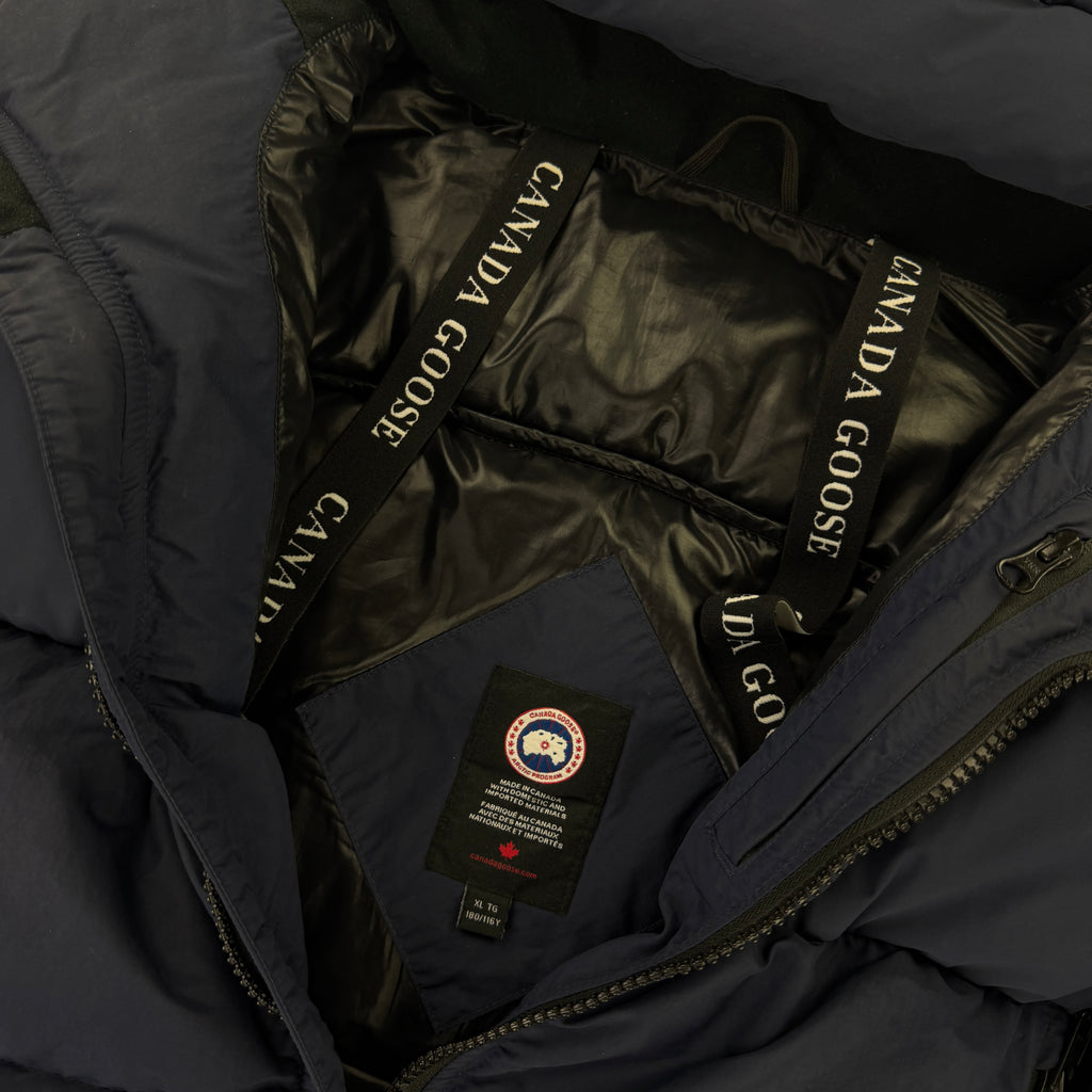 Canada Goose Men’s Blue Padded Hybridge Down Jacket - XL