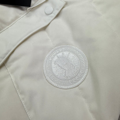 Canada Goose Womens White Badge Freestyle Vest - Large