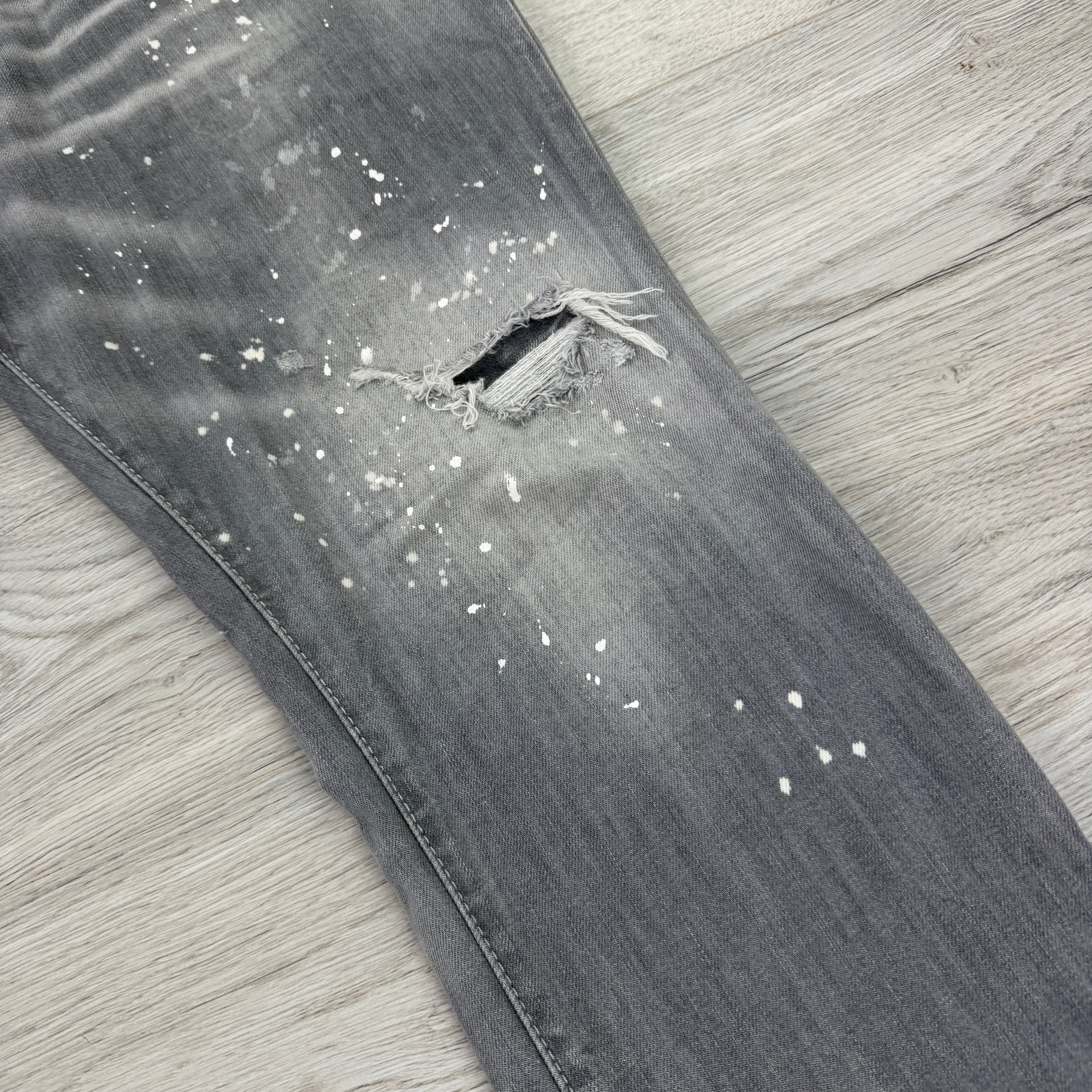 Dsquared2 Men’s Grey Distressed Jeans - 50 (Uk 32/33)