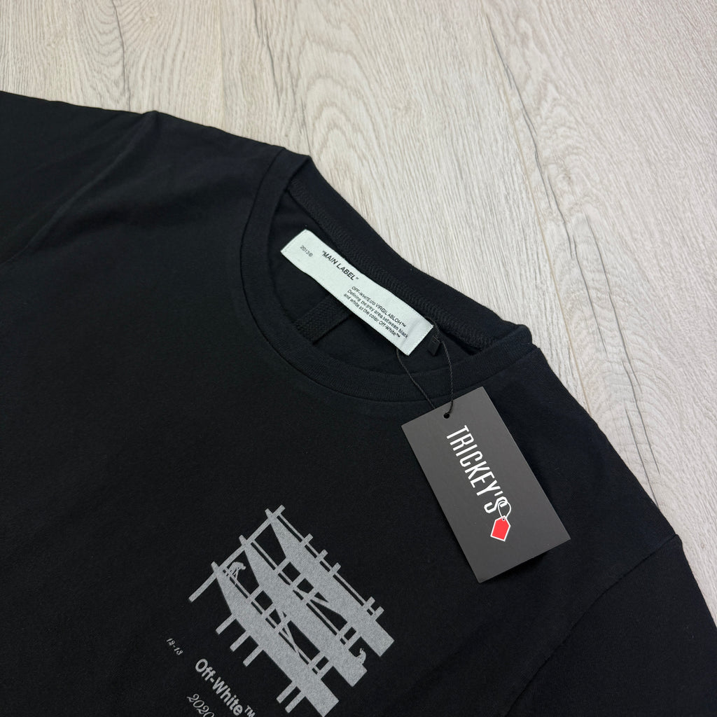 Off White Men’s Black T-shirt - Large