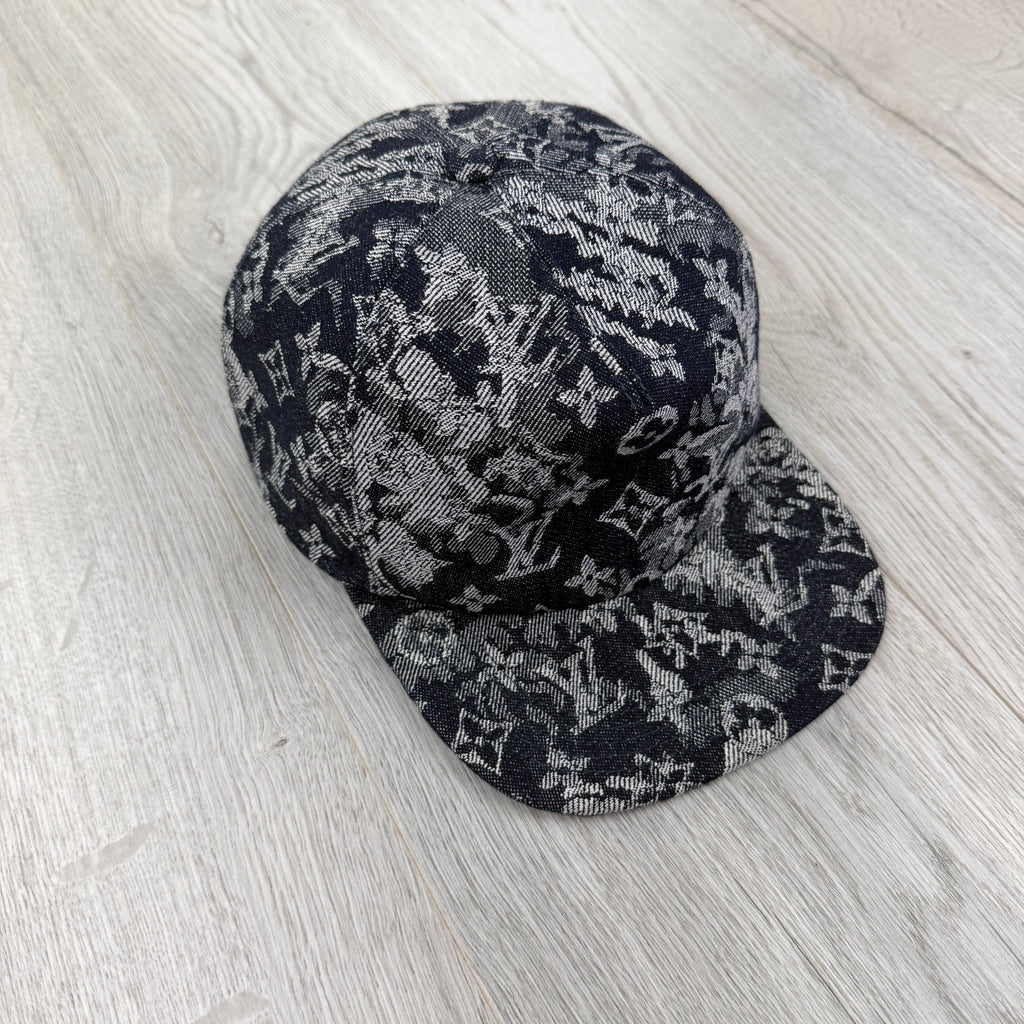 Louis Vuitton Men’s Tapestry Monogram Flat Hat - 58