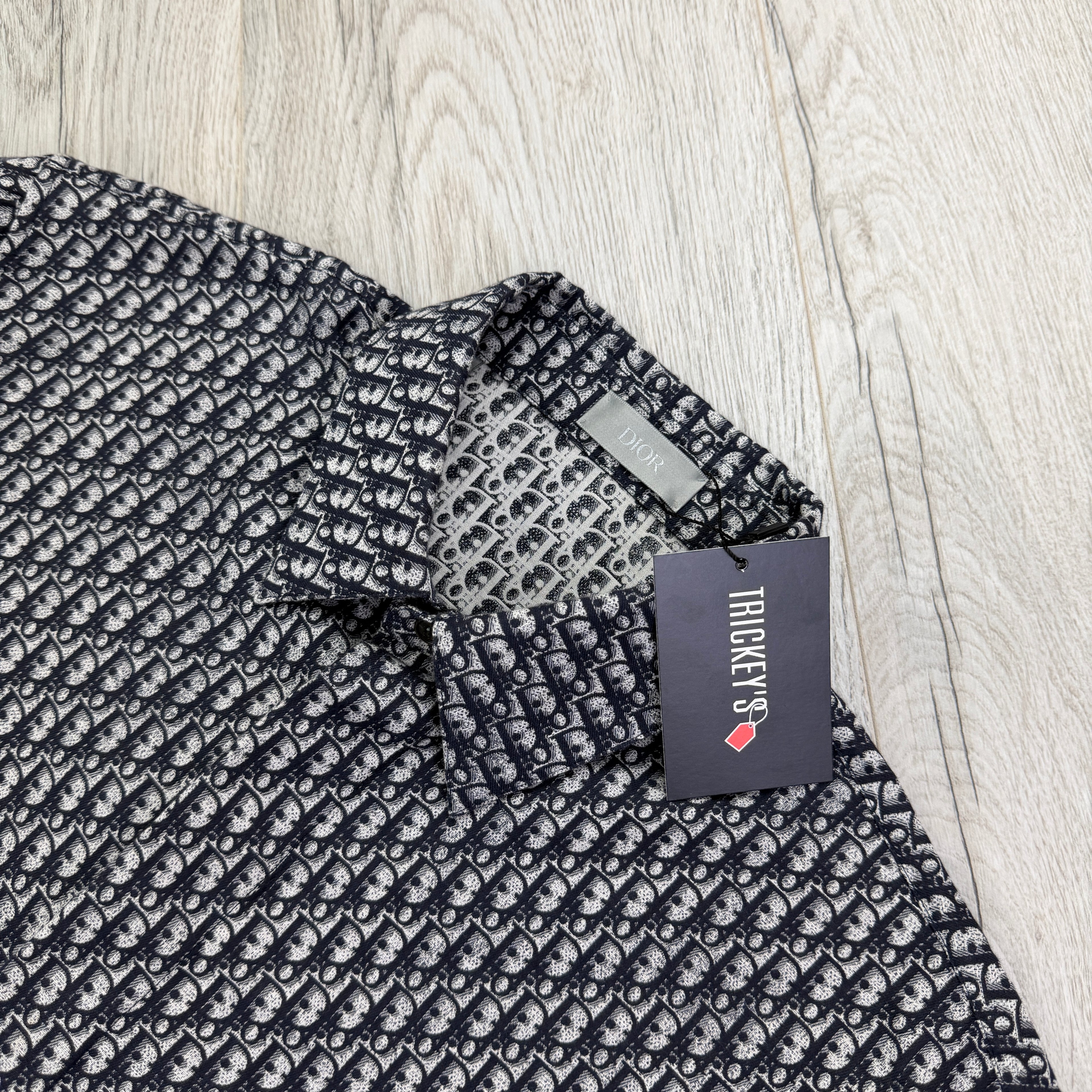 Dior Oblique Men’s Button-up Short Sleeve Shirt - 37 (Fit Small)