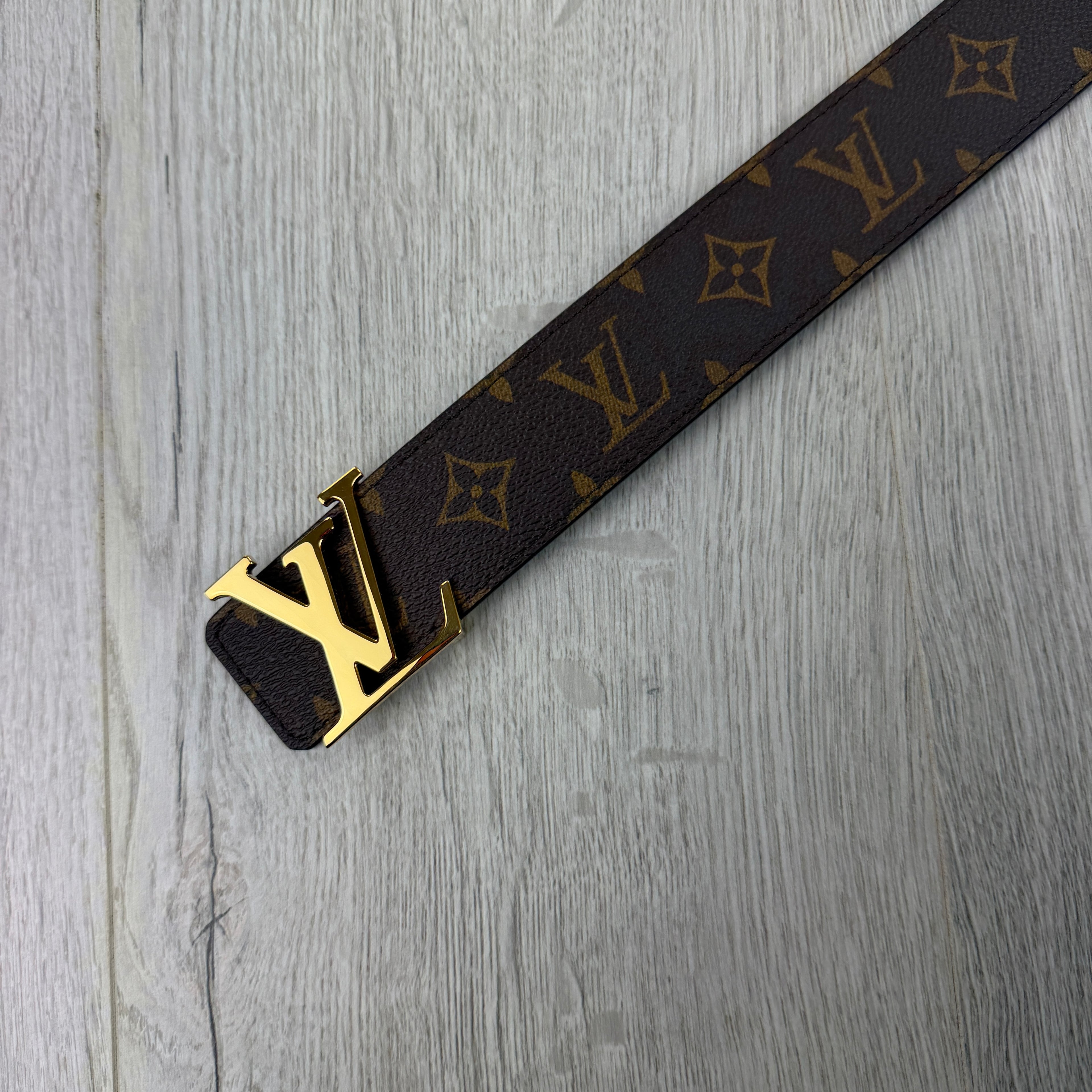 Louis Vuitton Men’s Reversible Brown Monogram / Black 40MM Gold Belt
