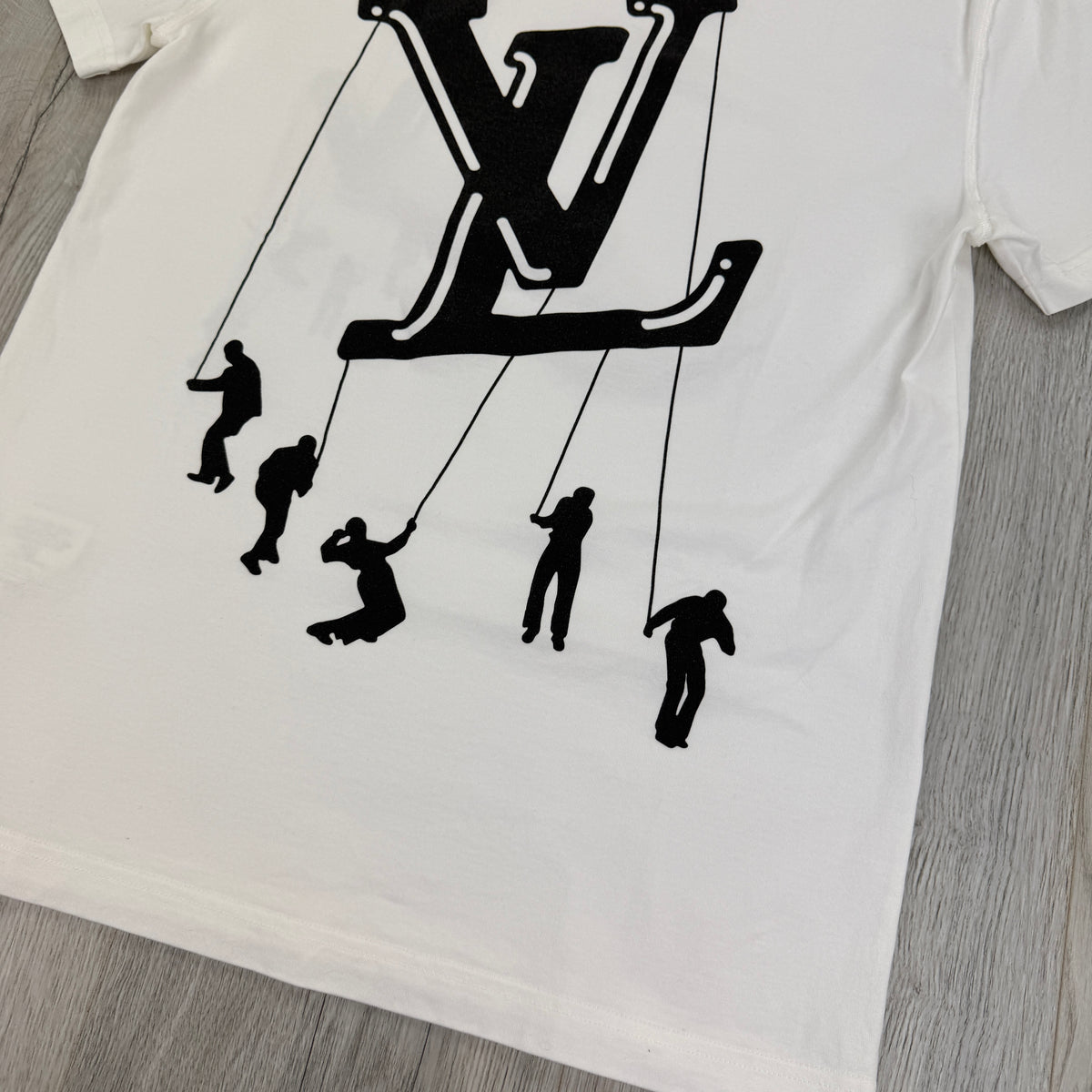 Louis Vuitton Men’s White T-shirt - Medium