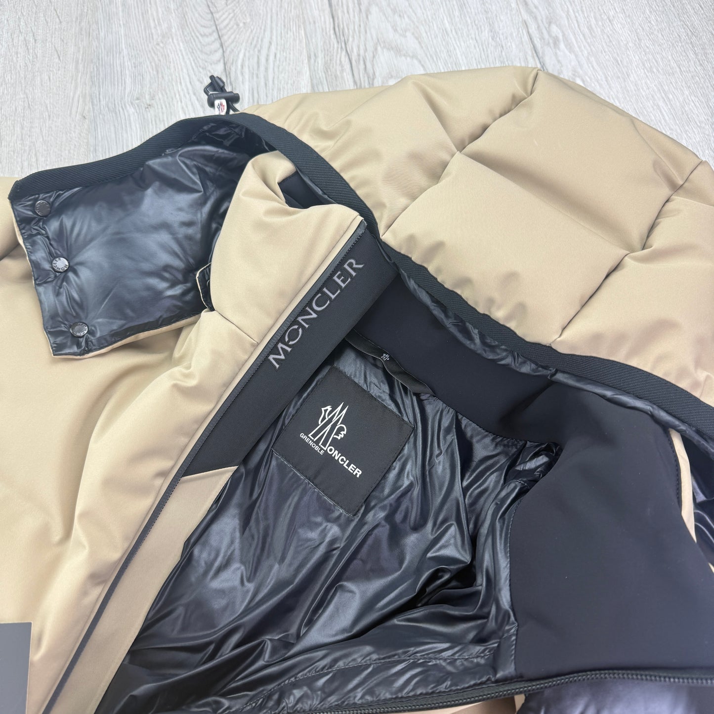 Moncler Grenbole Men’s Montgetech Beige Down Jacket - Size 4