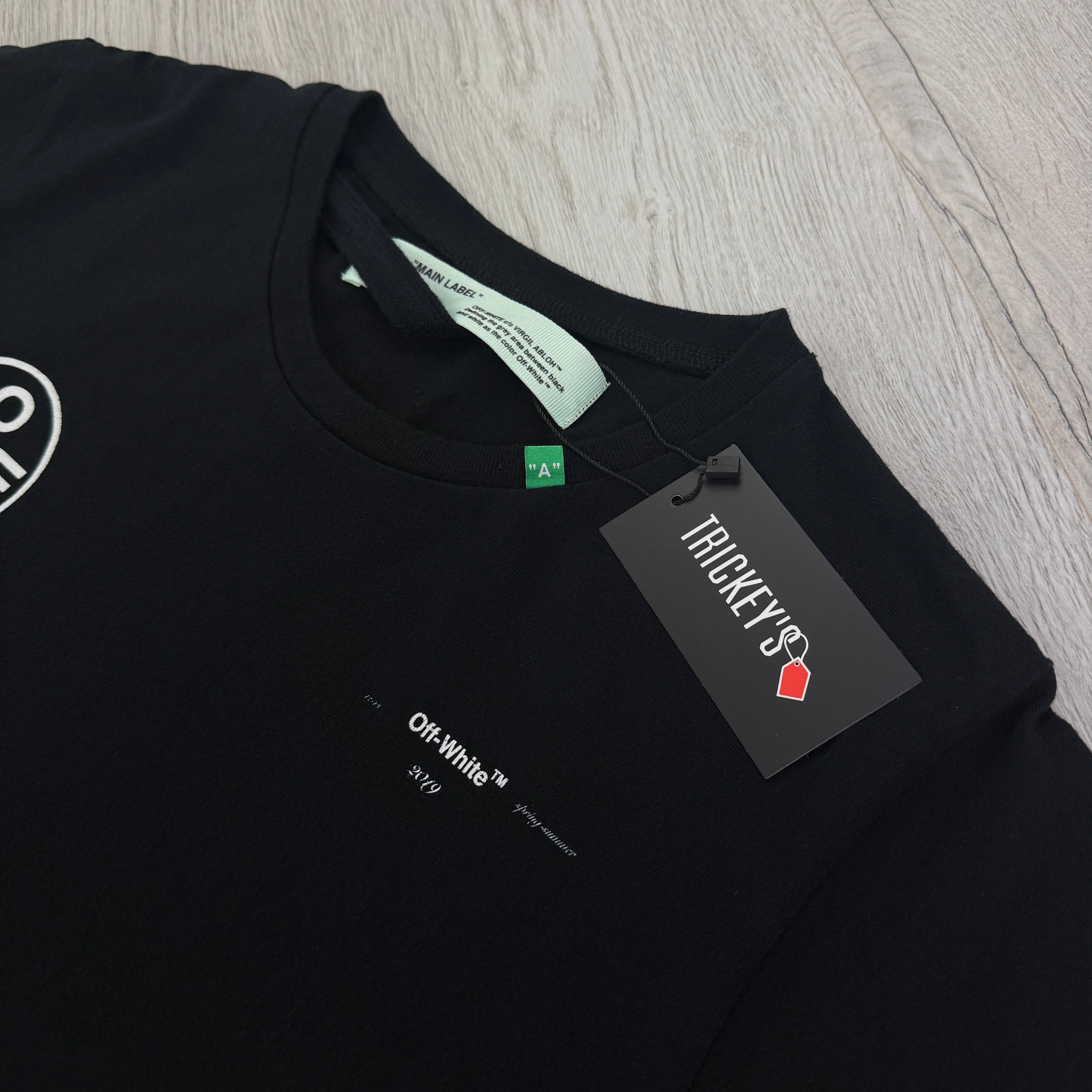 Off White Men’s Black T-shirt - Large