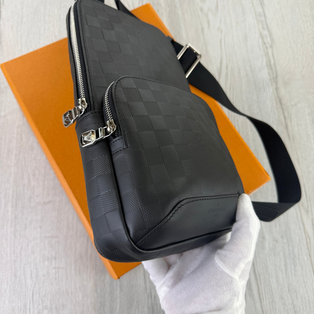 Louis Vuitton Men’s Damier Avenue Sling Side Bag