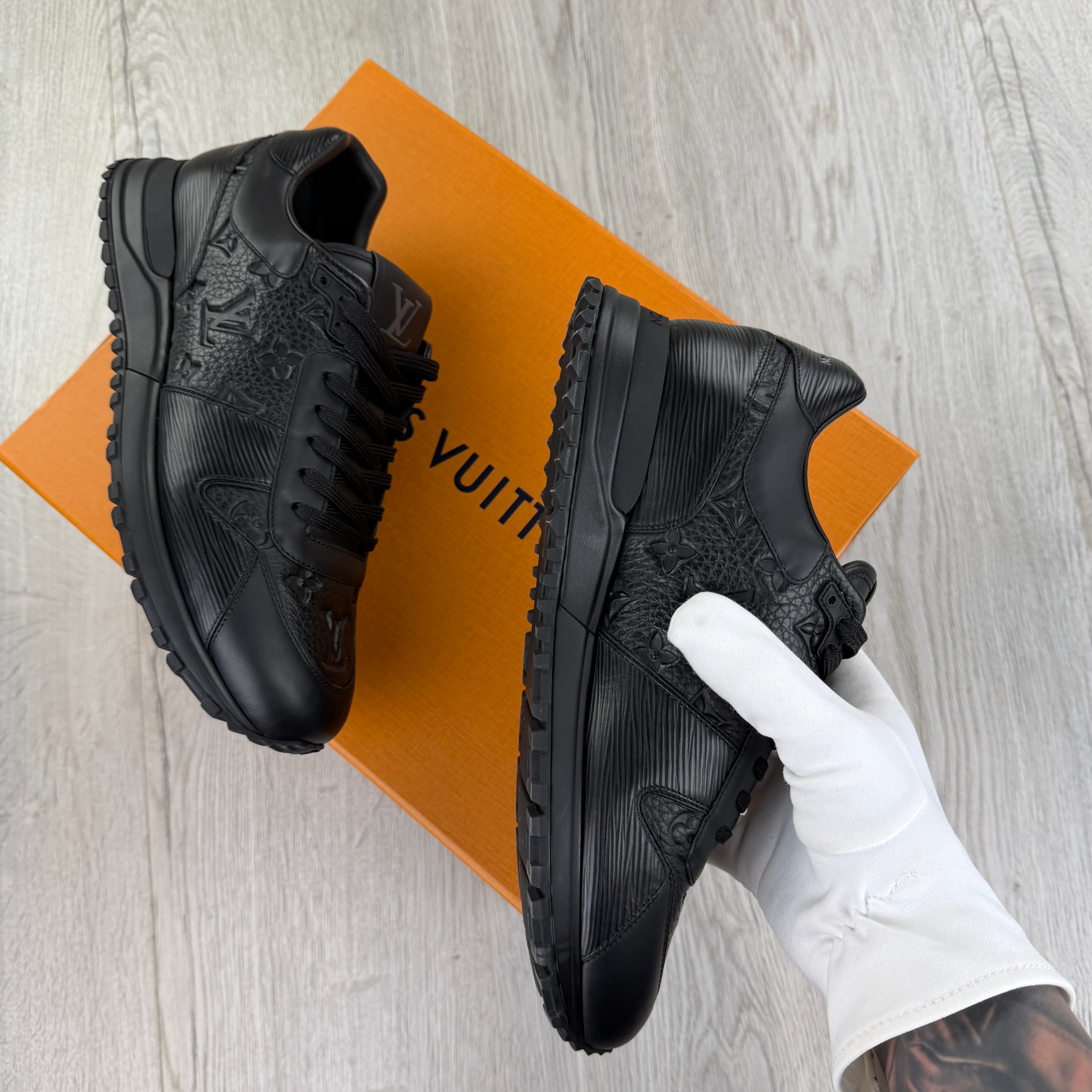 Louis Vuitton Men’s Black Leather Run Away Trainers - Uk 7