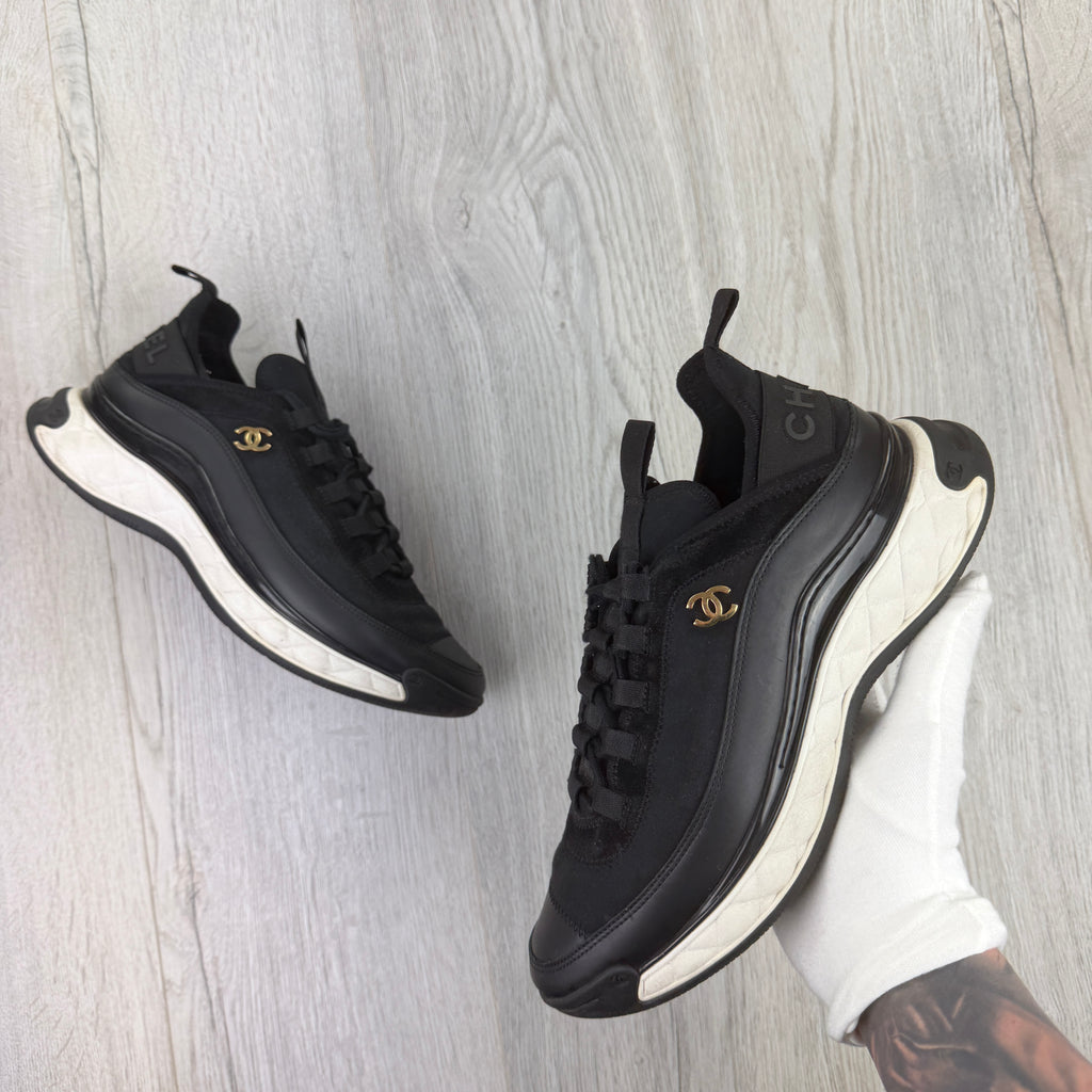 Chanel Men’s  Black CC Runners - Uk 7