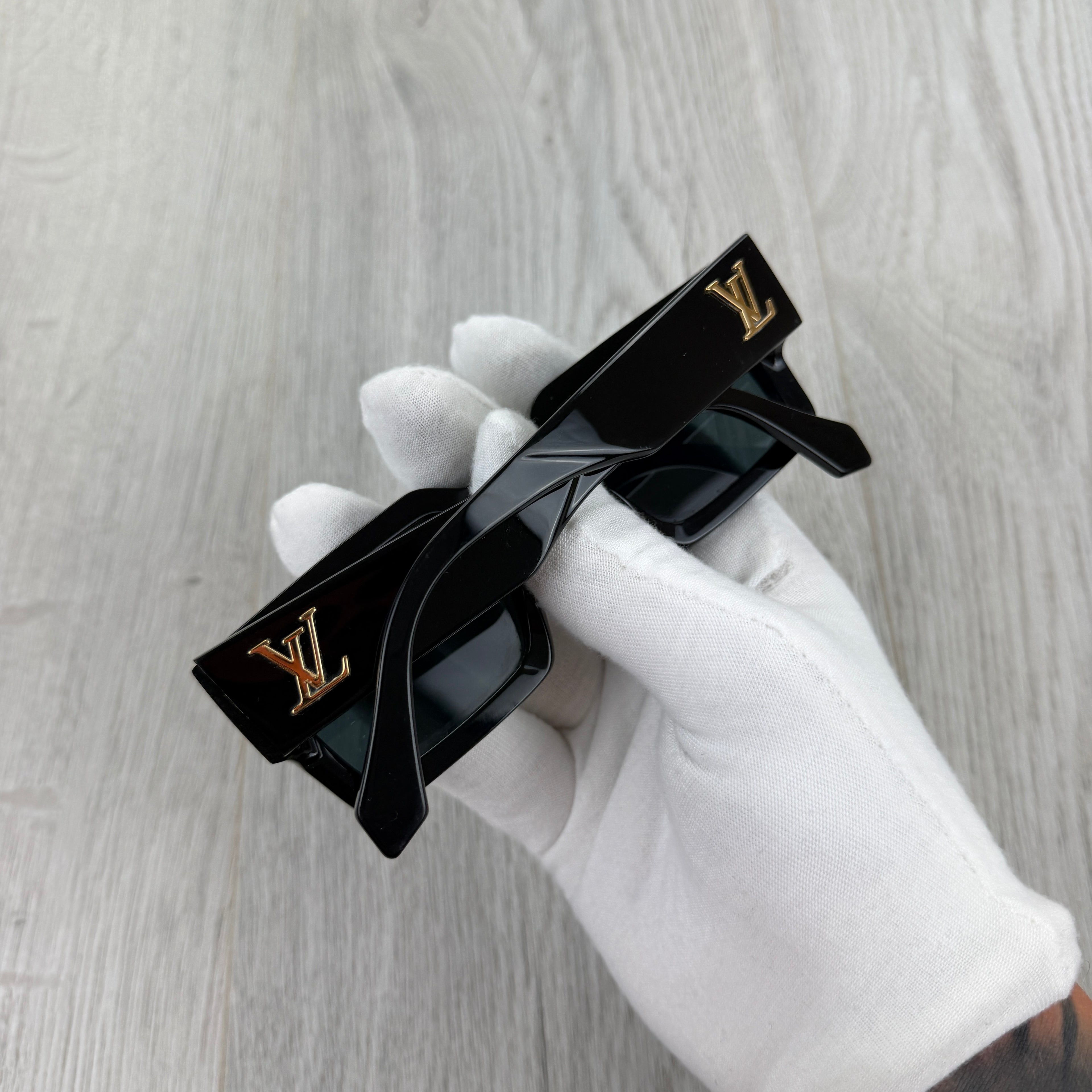 Louis Vuitton Men’s Black Clash Square Sunglasses