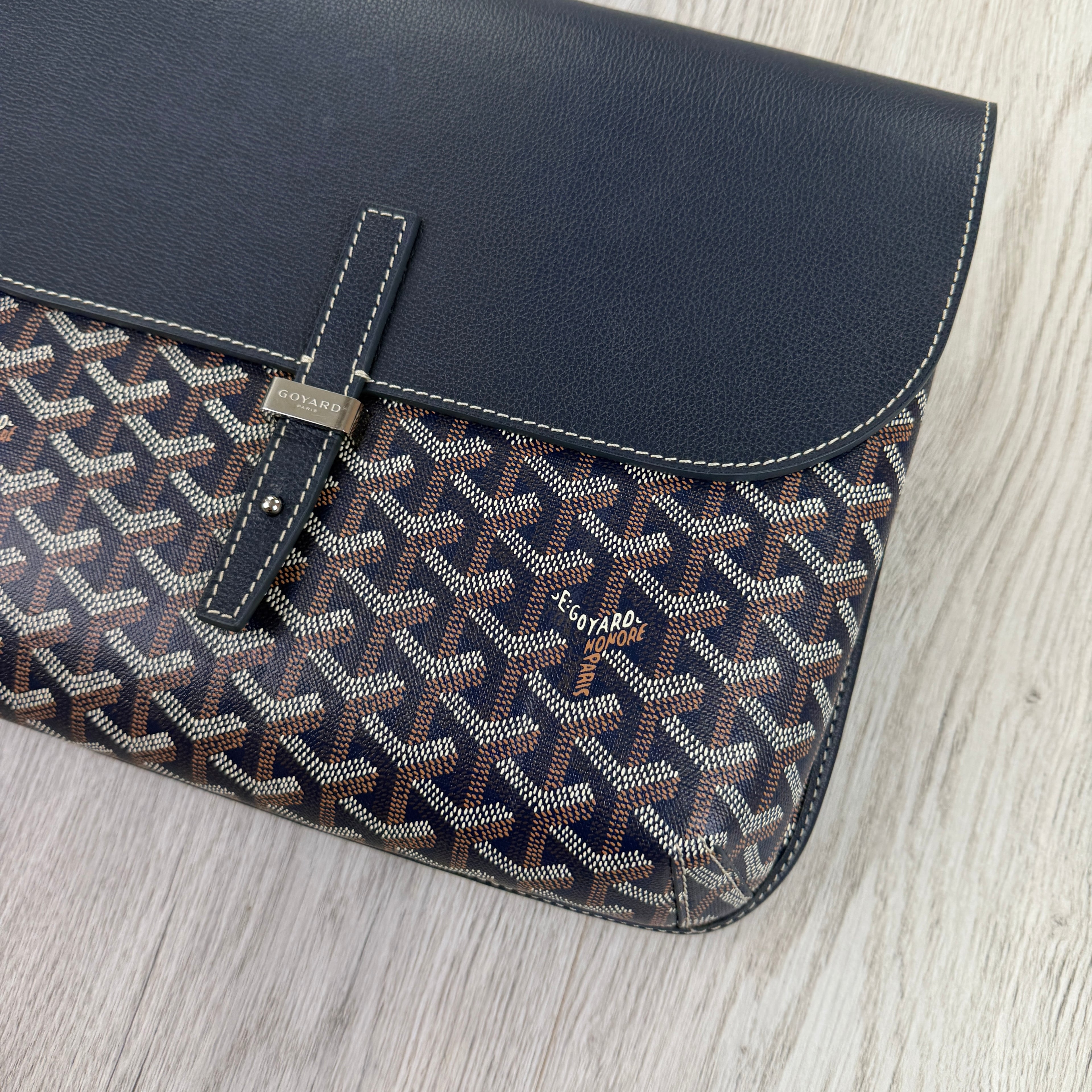 Goyard Men’s Navy Coursier Messenger Bag
