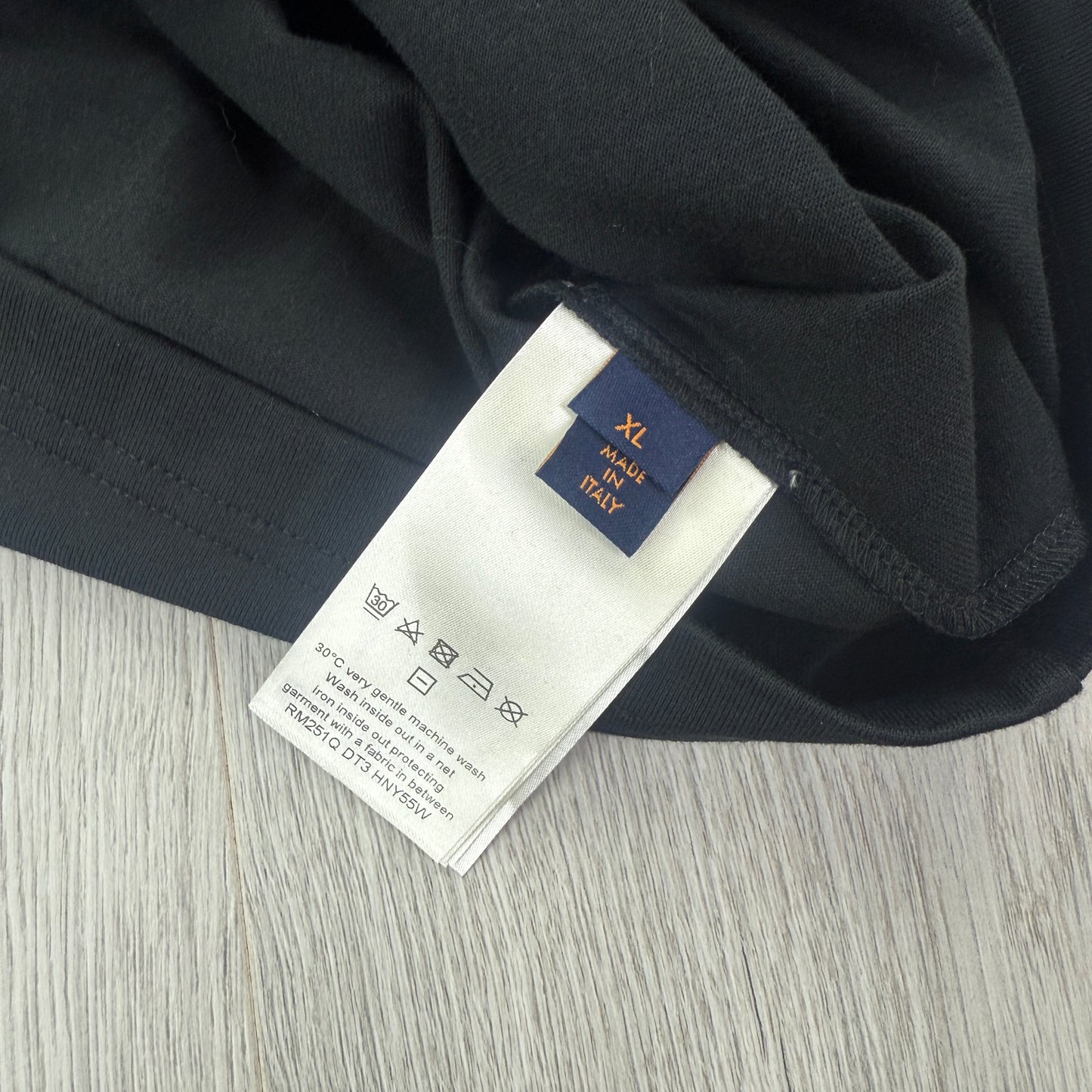 Louis Vuitton Men's Black Embossed T-shirt - XL