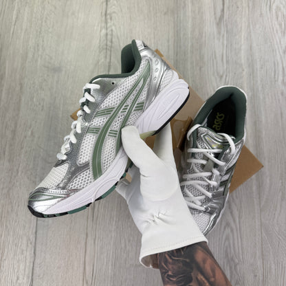 ASICS Men’s Gel-Kayano White / Slate Grey / Green Trainers