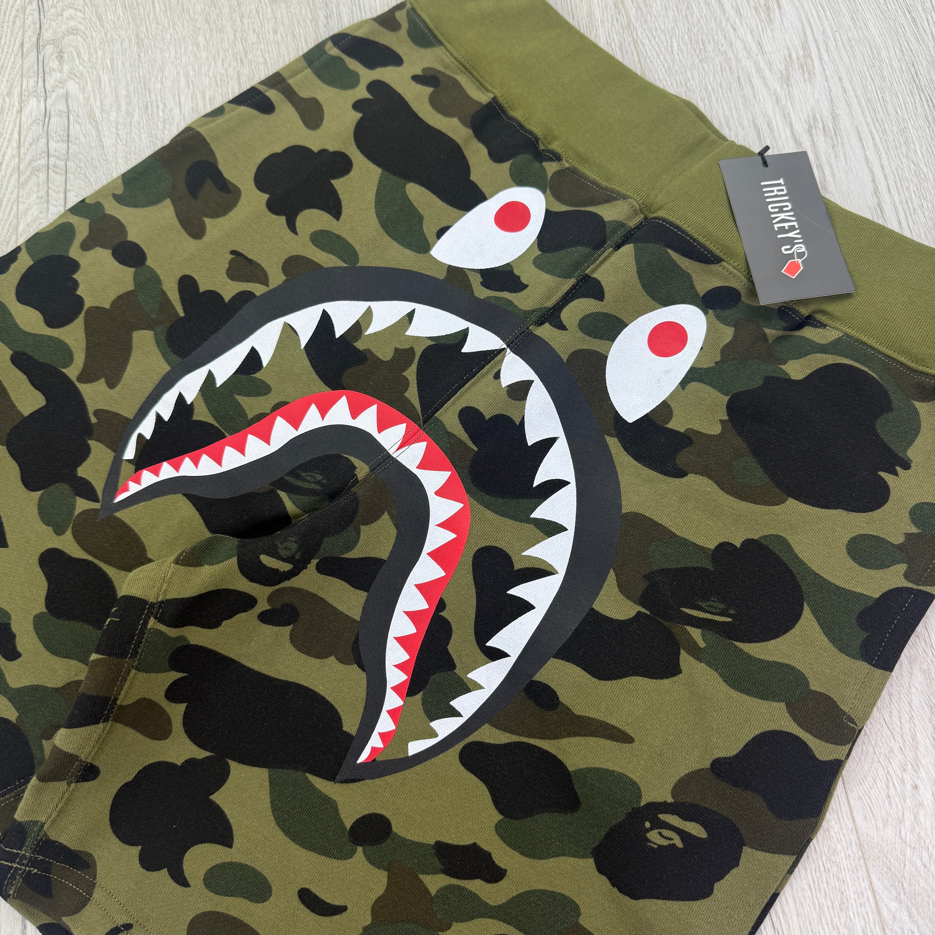 Bape Men’s Khaki Green Camo Front Shark Shorts