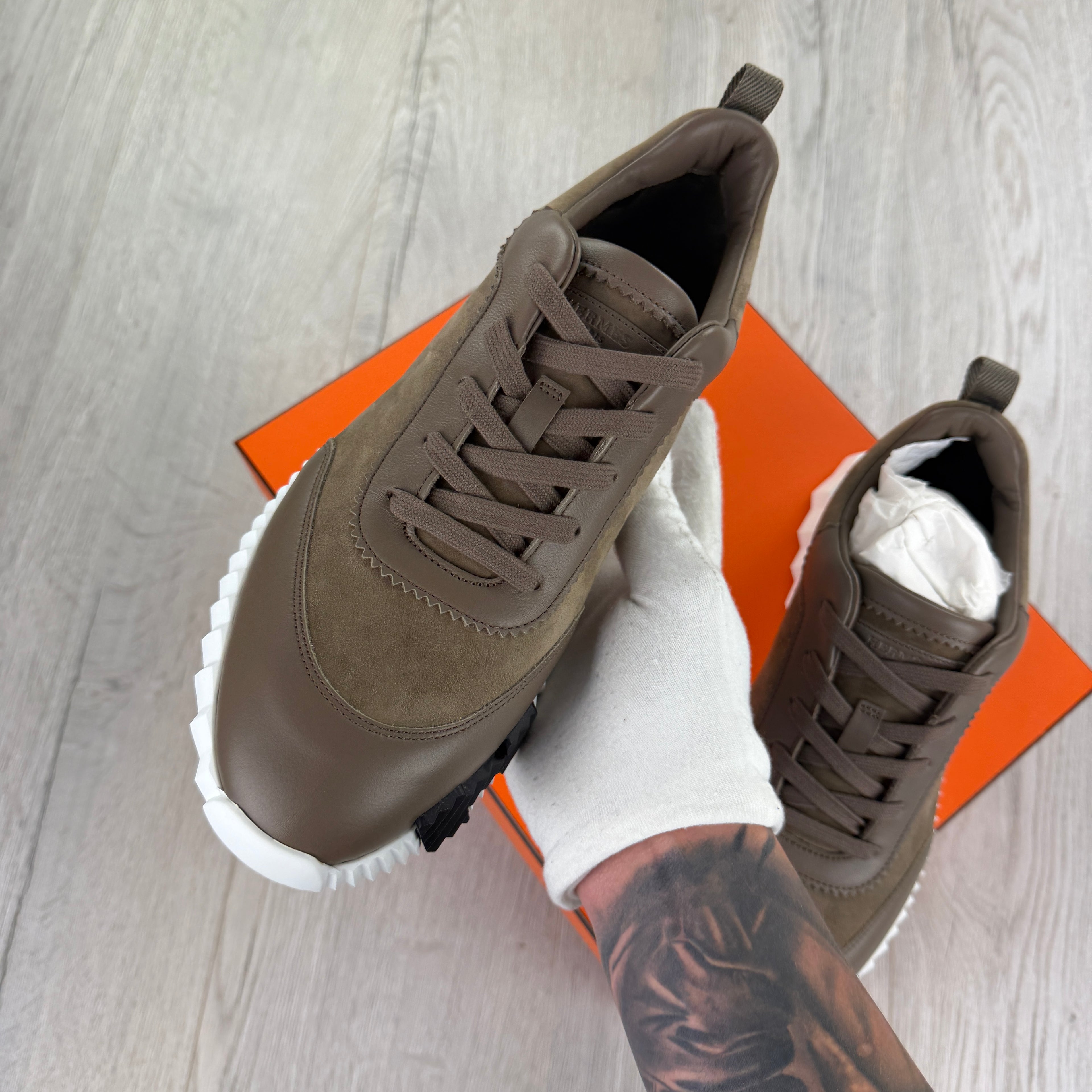 Hermes Men’s Etoupe Bouncing Sneakers - 42 (Fit UK 8)