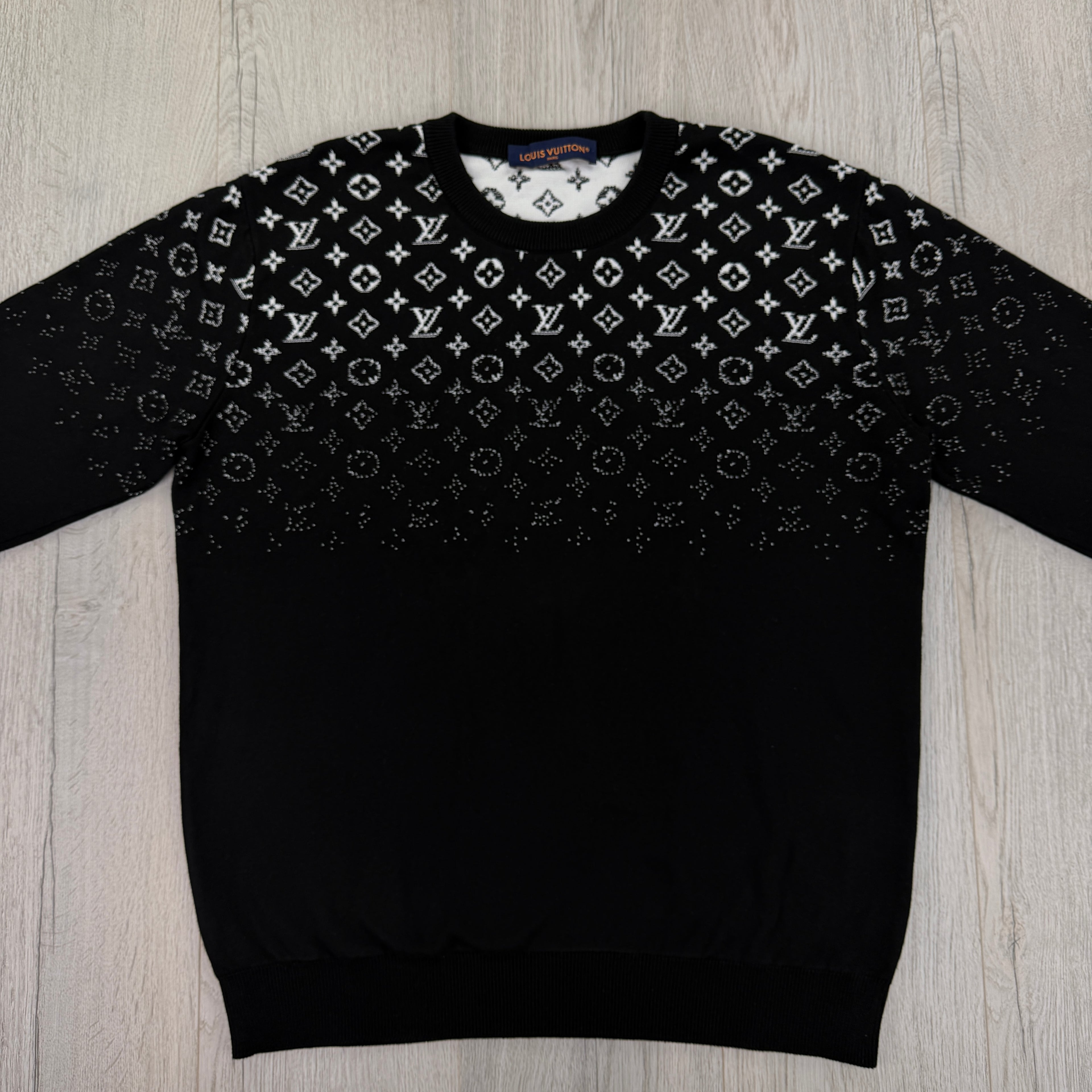 Louis Vuitton Men’s Black Gradient Crewneck Jumper - XL