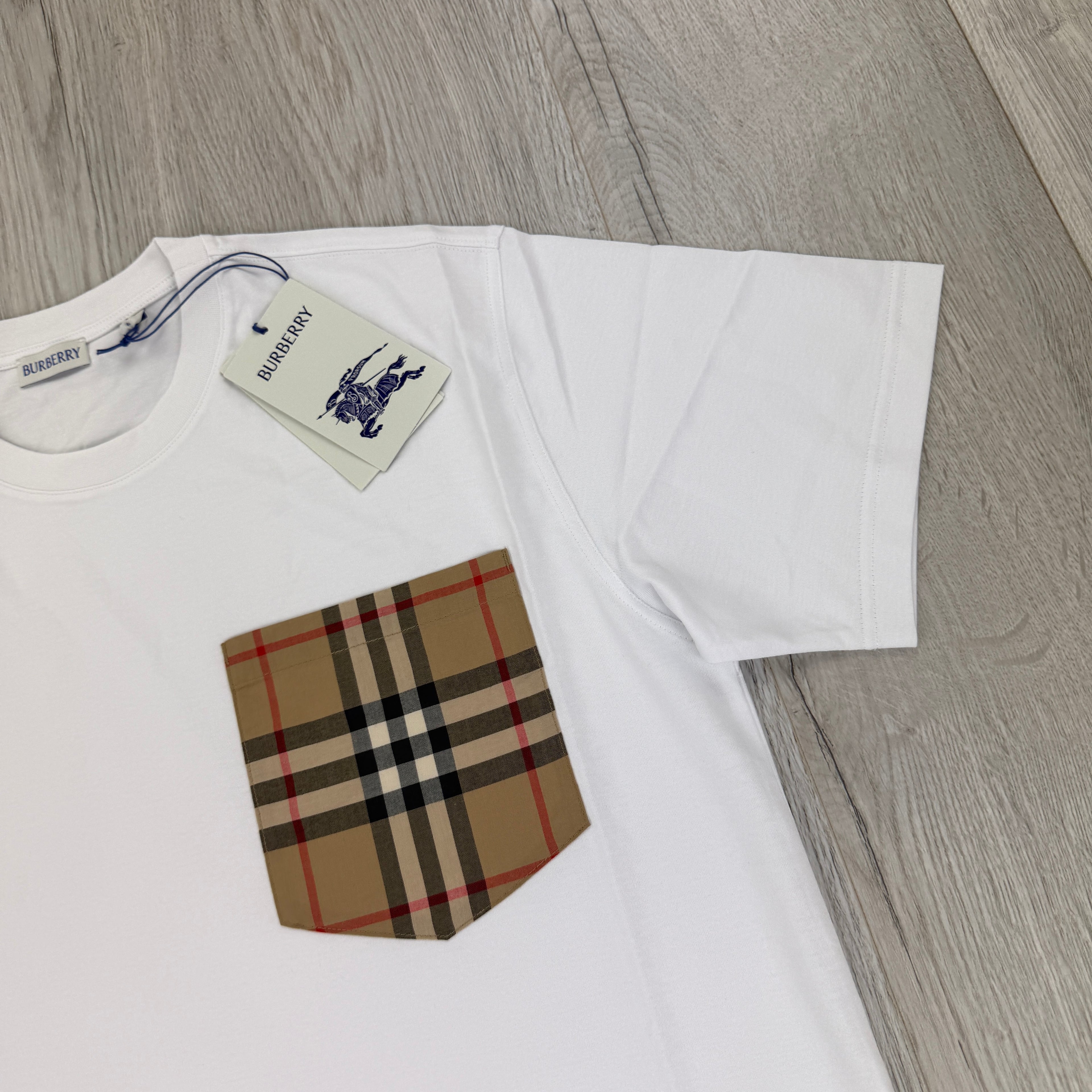 Burberry Men’s White T-shirt