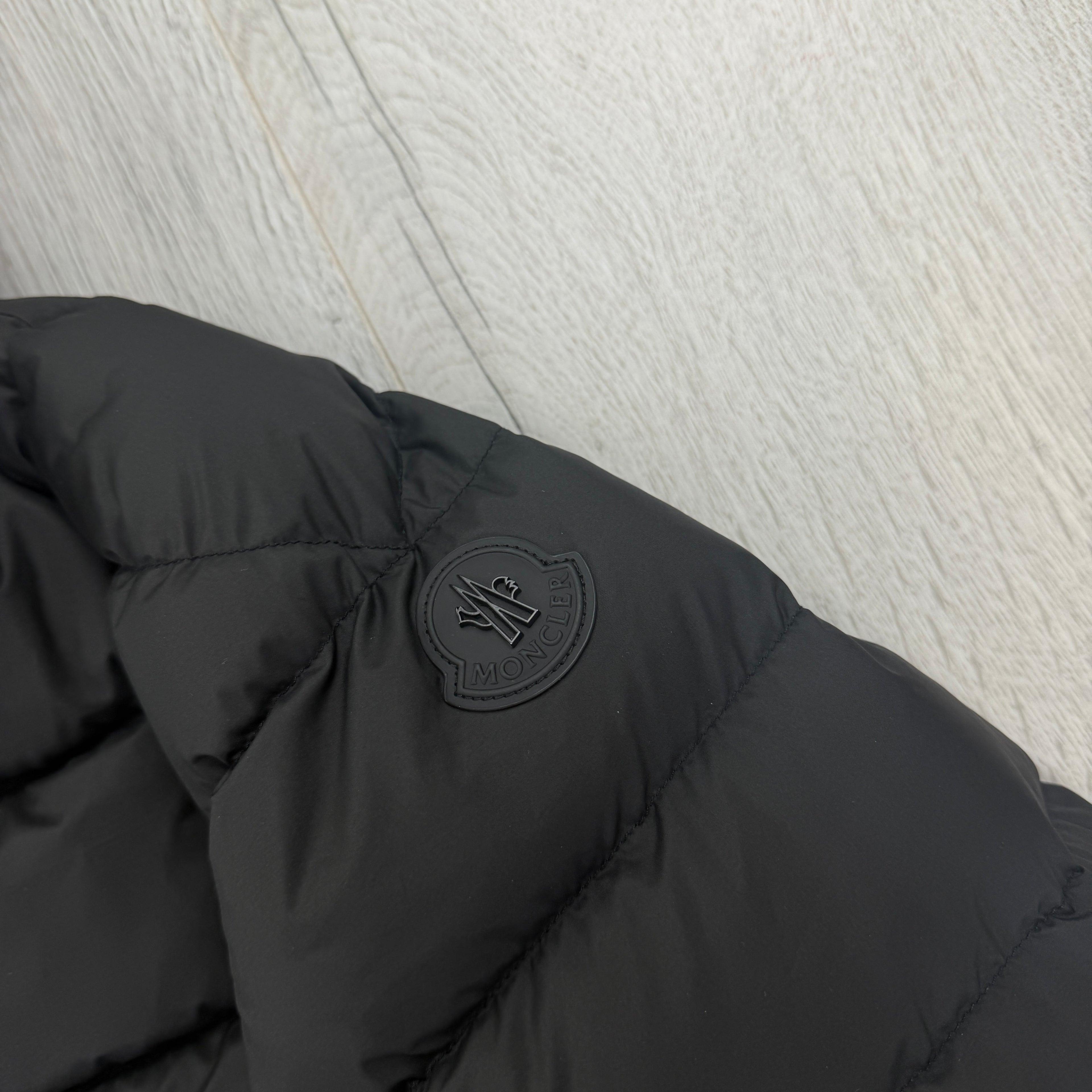 Moncler Arneb Giubbotto Men’s Black Puffer Jacket - Size 3