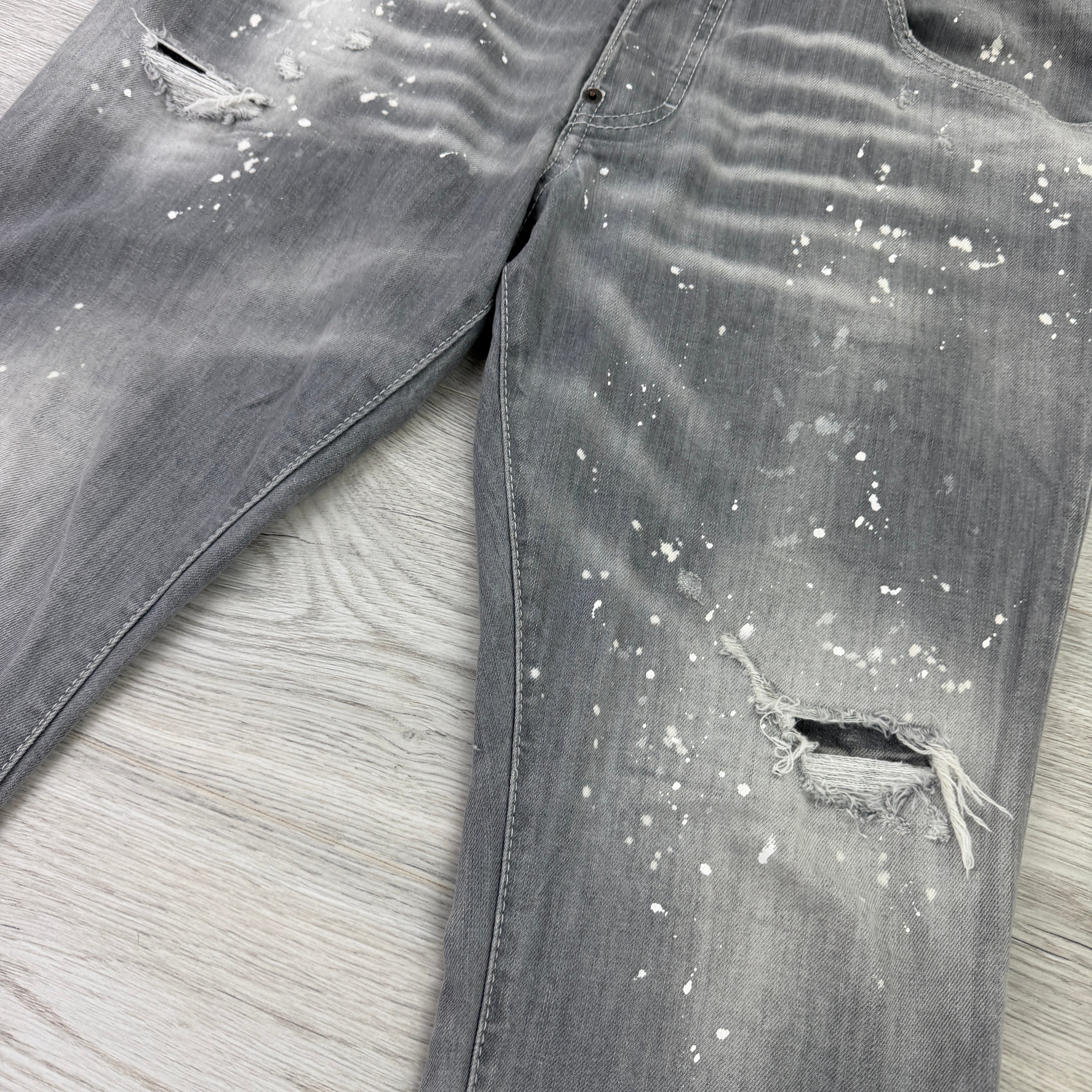 Dsquared2 Men’s Grey Distressed Jeans - 50 (Uk 32/33)