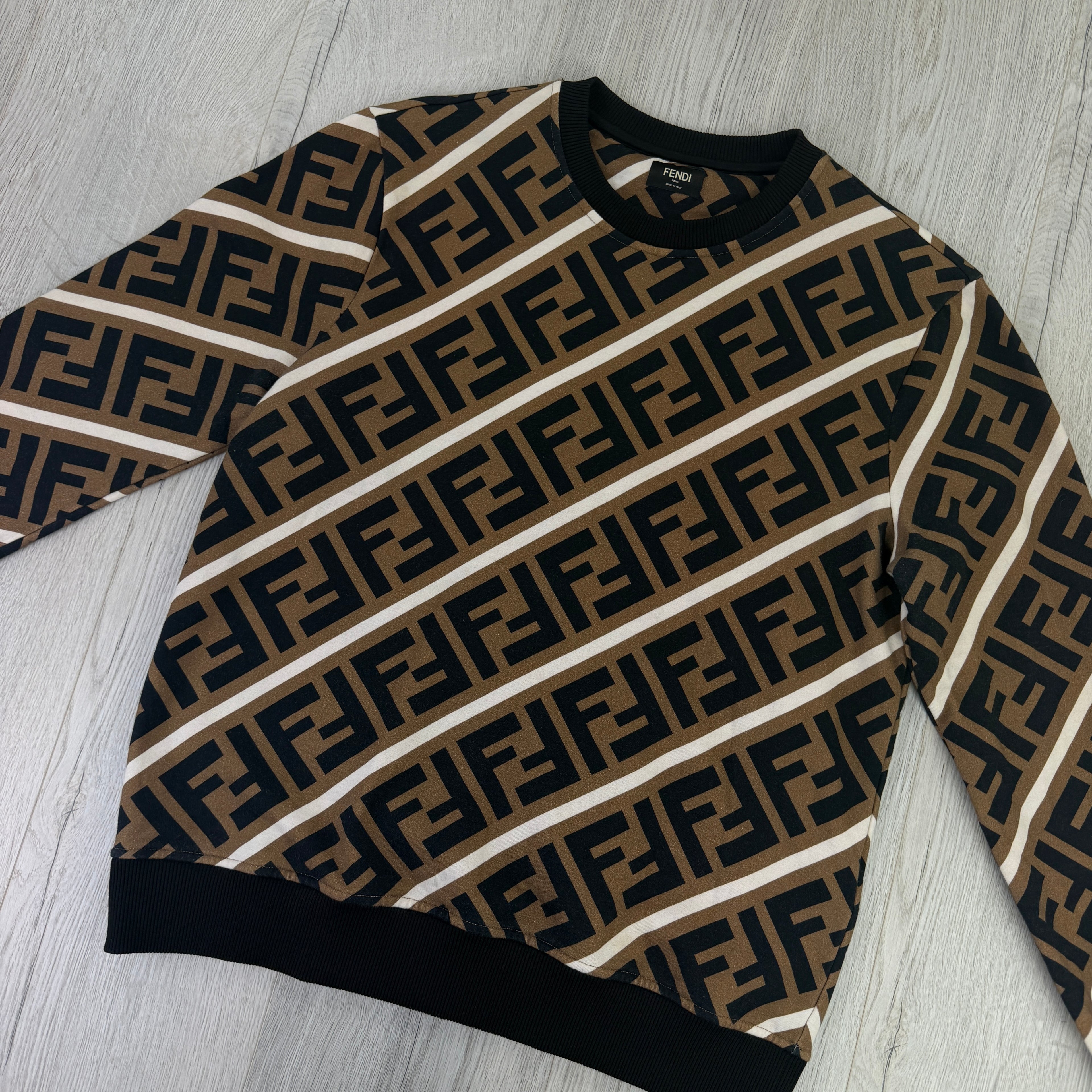 Fendi Men’s Crewneck Jumper - Large Slim