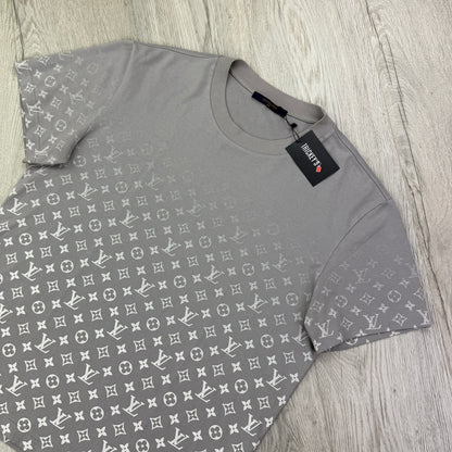 Louis Vuitton Men’s Grey Gradient T-shirt - Medium Slim