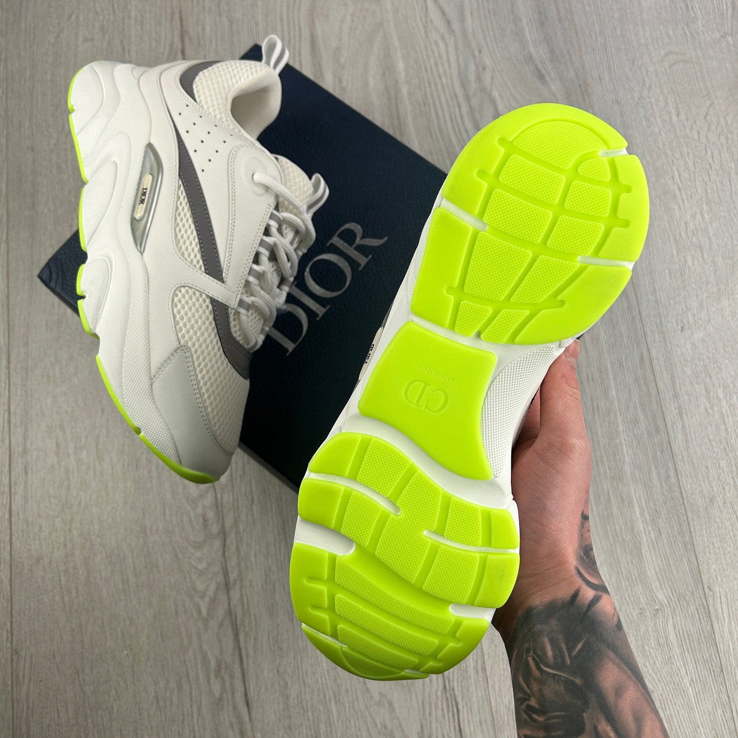 Dior B22 White & Fluo Green Bottom Runners - 43 (Fit Uk 8.5)