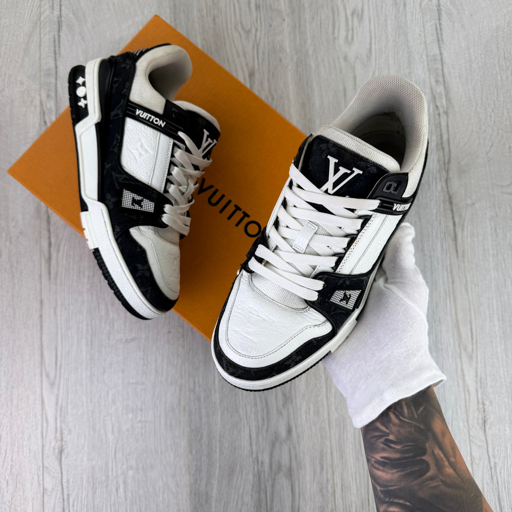 Louis Vuitton Men’s Black & White Low Trainers - Uk 6 (Fit 7)