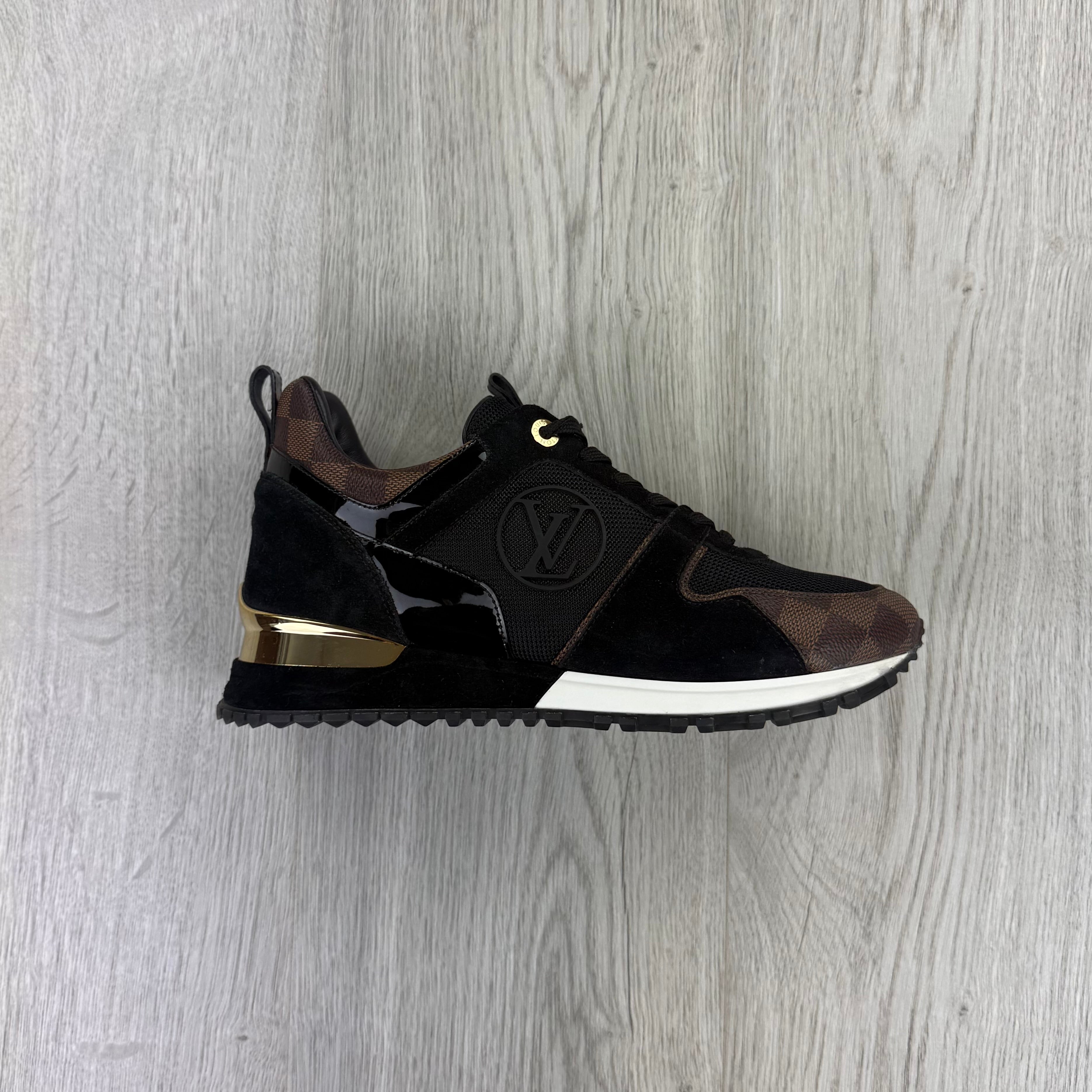 Louis Vuitton Women’s Run Away Mid East Exclusive Trainers - Uk 6