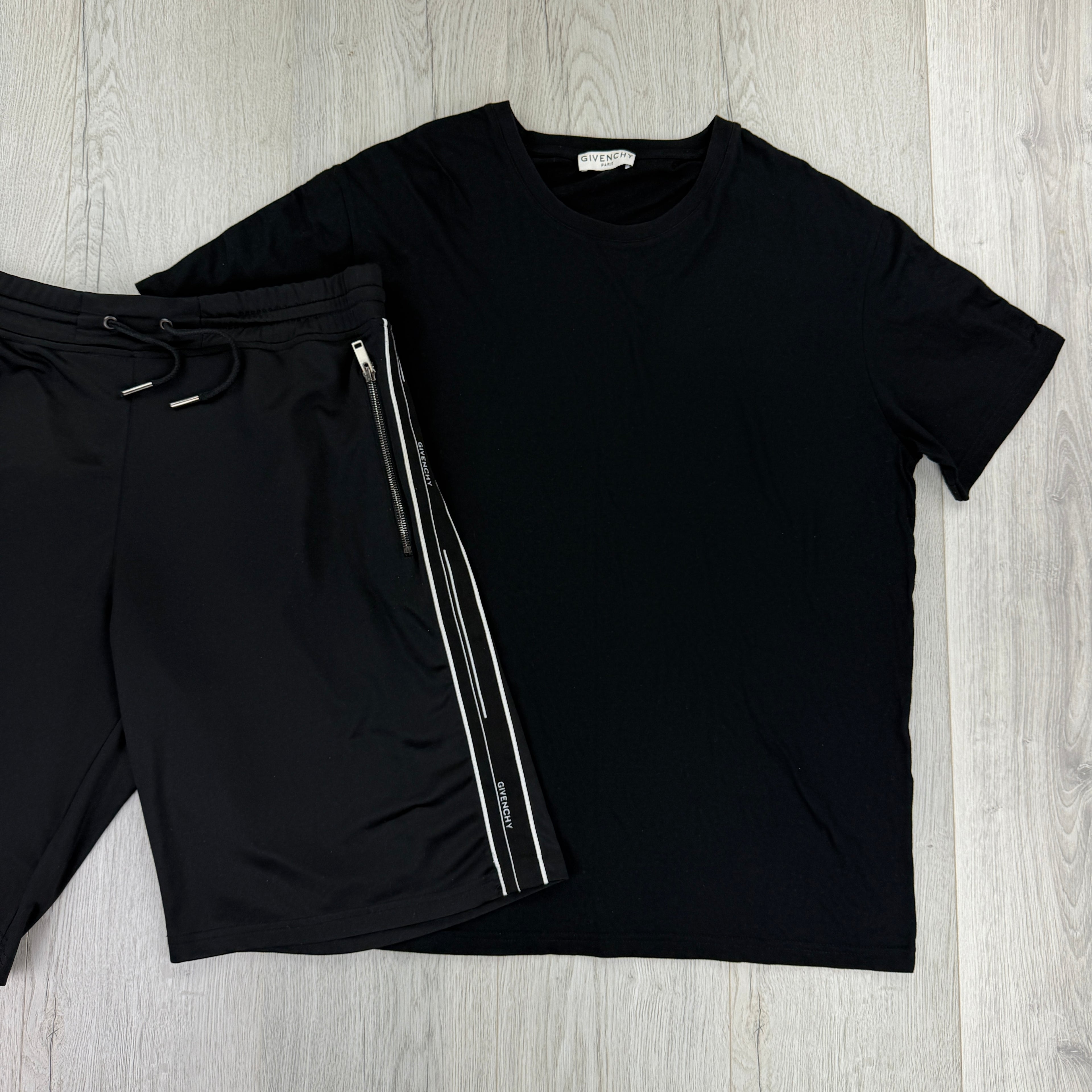 Givenchy Men’s Black T-shirt & Shorts Set - L/XL
