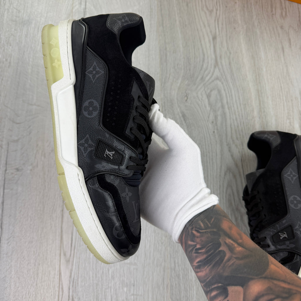 Louis Vuitton Men’s Black Low Trainers - Uk 8 (Fit 9)