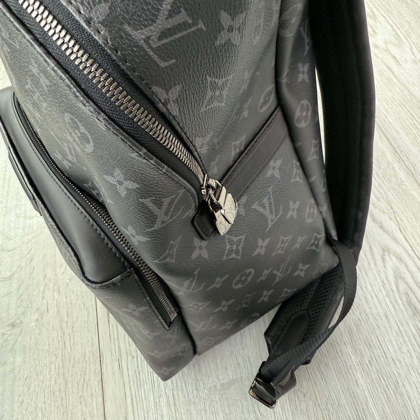 Louis Vuitton Men’s Black Monogram Discovery Backpack
