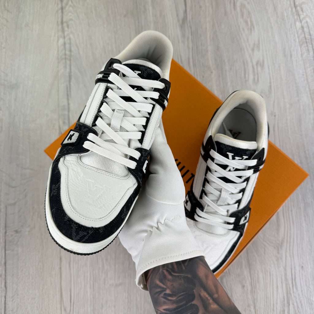 Louis Vuitton Men’s Black & White Low Trainers - Uk 6.5 (Fit 7.5)