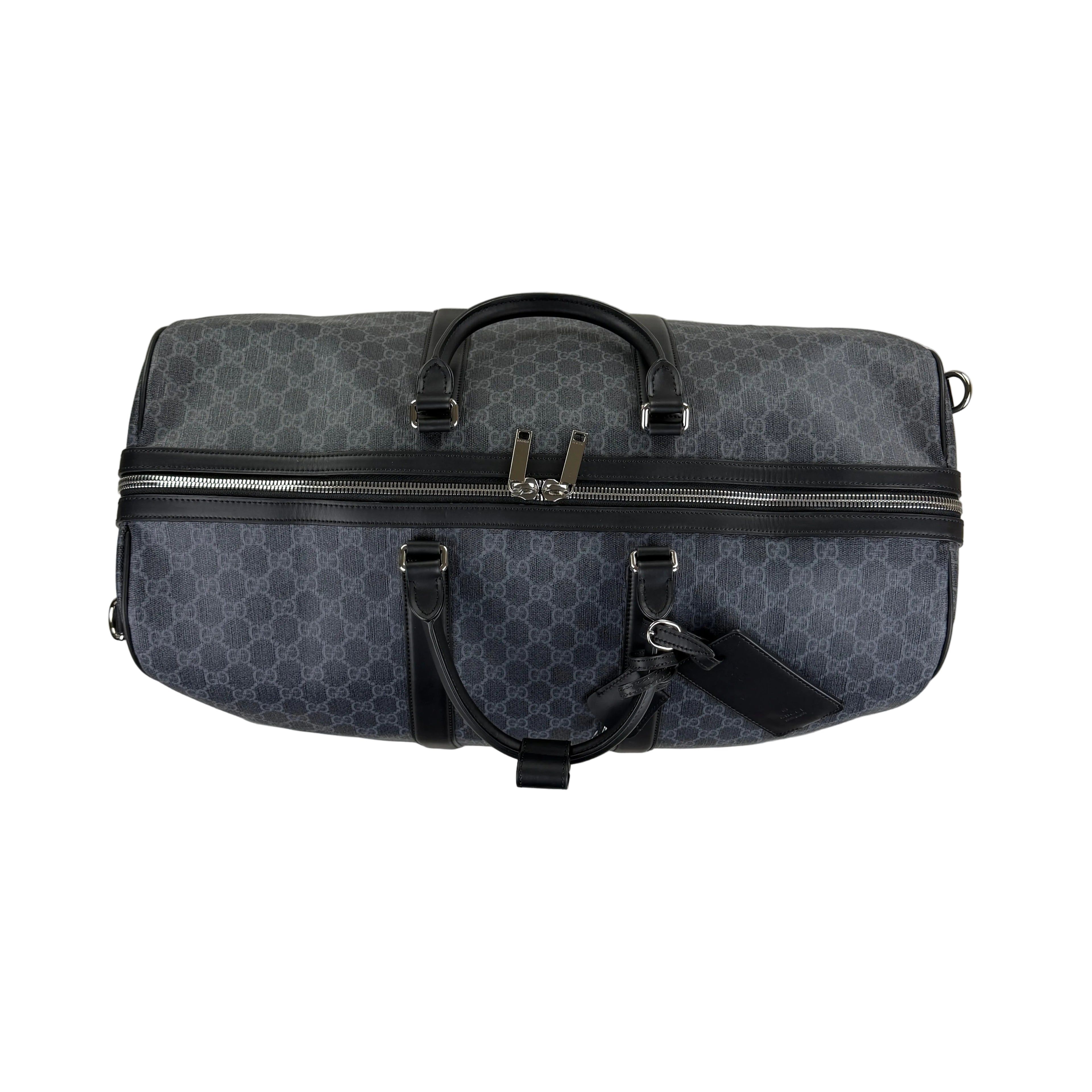 Gucci Mens Large GG Supreme Duffle Bag