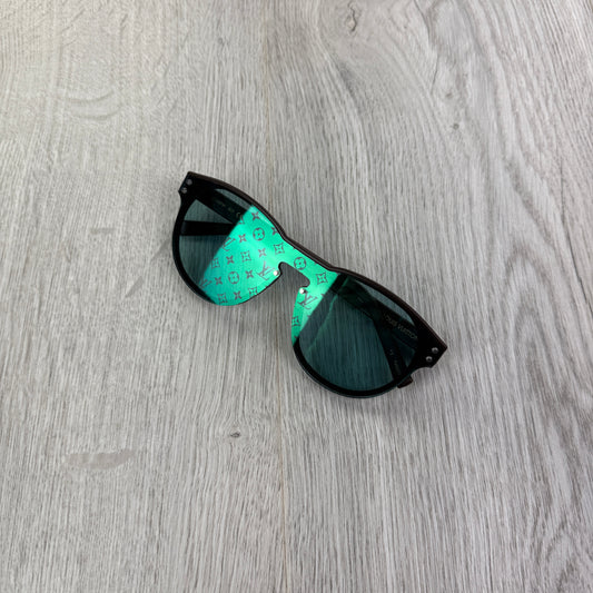 Louis Vuitton Men’s Blue Edition Round Waimea Sunglasses